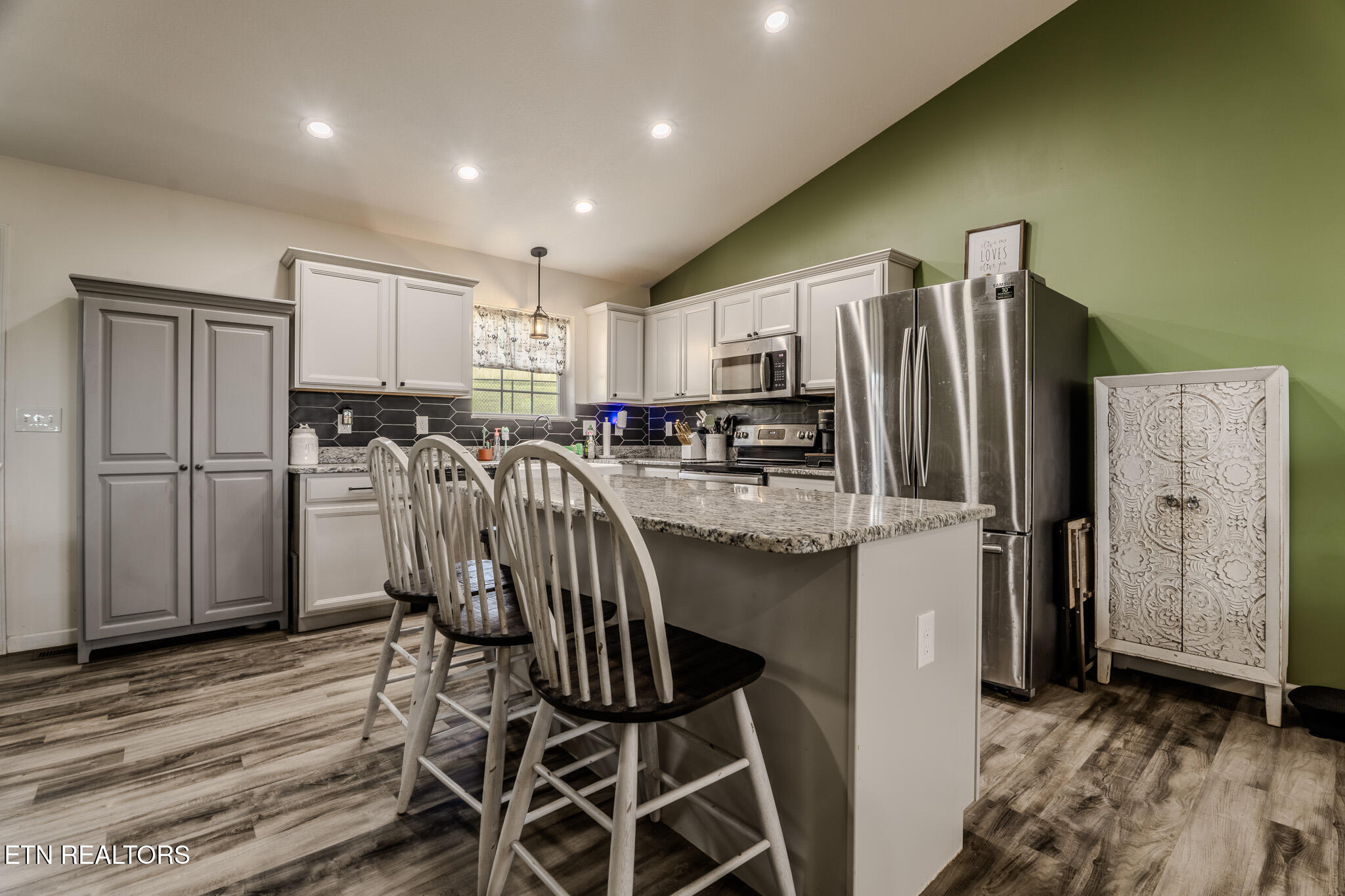 2713 Lucille Avenue Kodak TN 37764