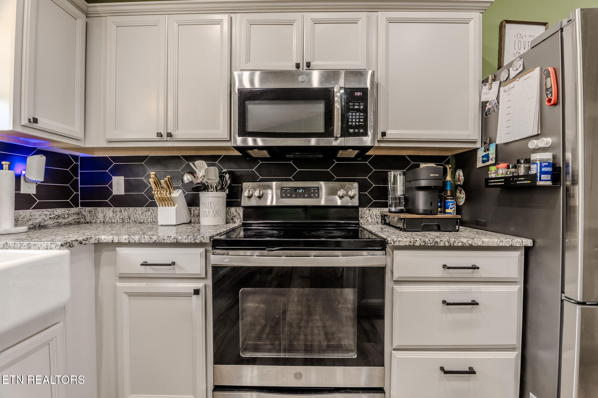 2713 Lucille Avenue Kodak TN 37764