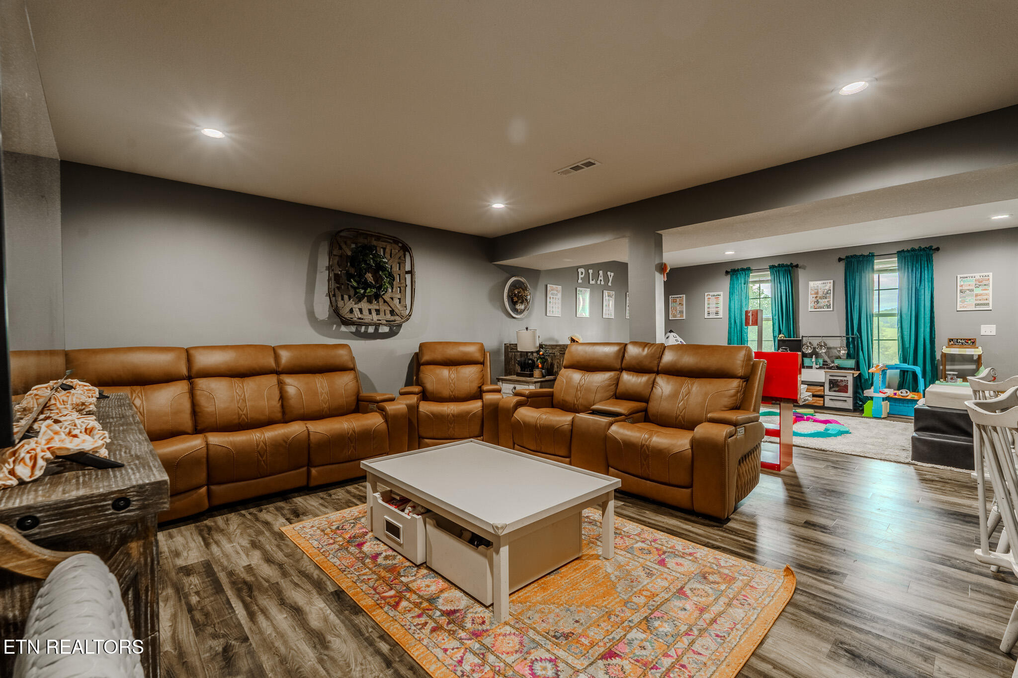 2713 Lucille Avenue Kodak TN 37764