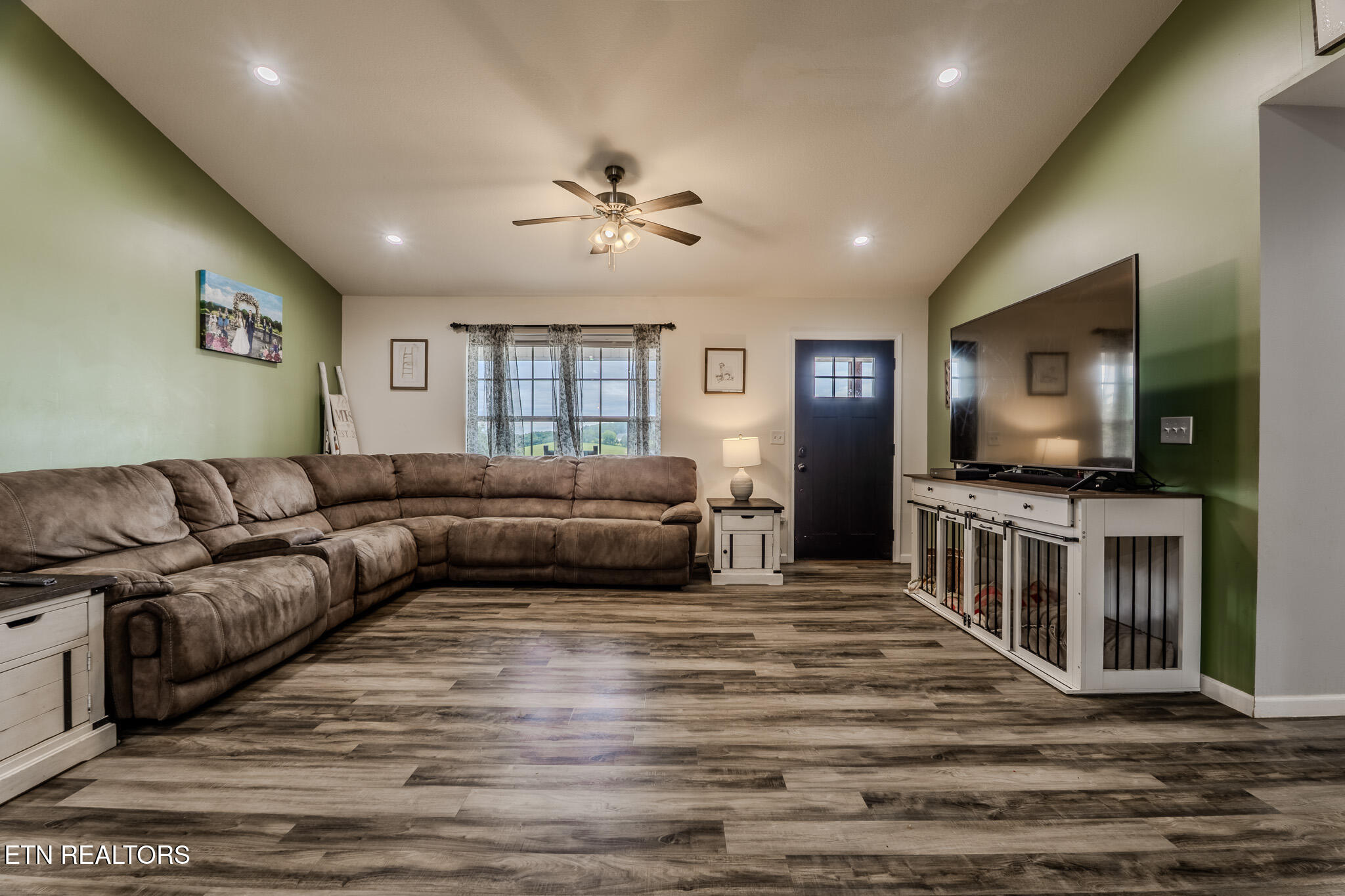 2713 Lucille Avenue Kodak TN 37764