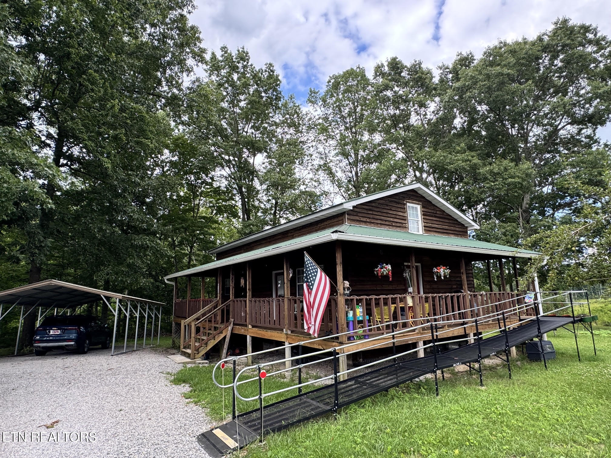 6105 S York Highway Clarkrange TN 38553