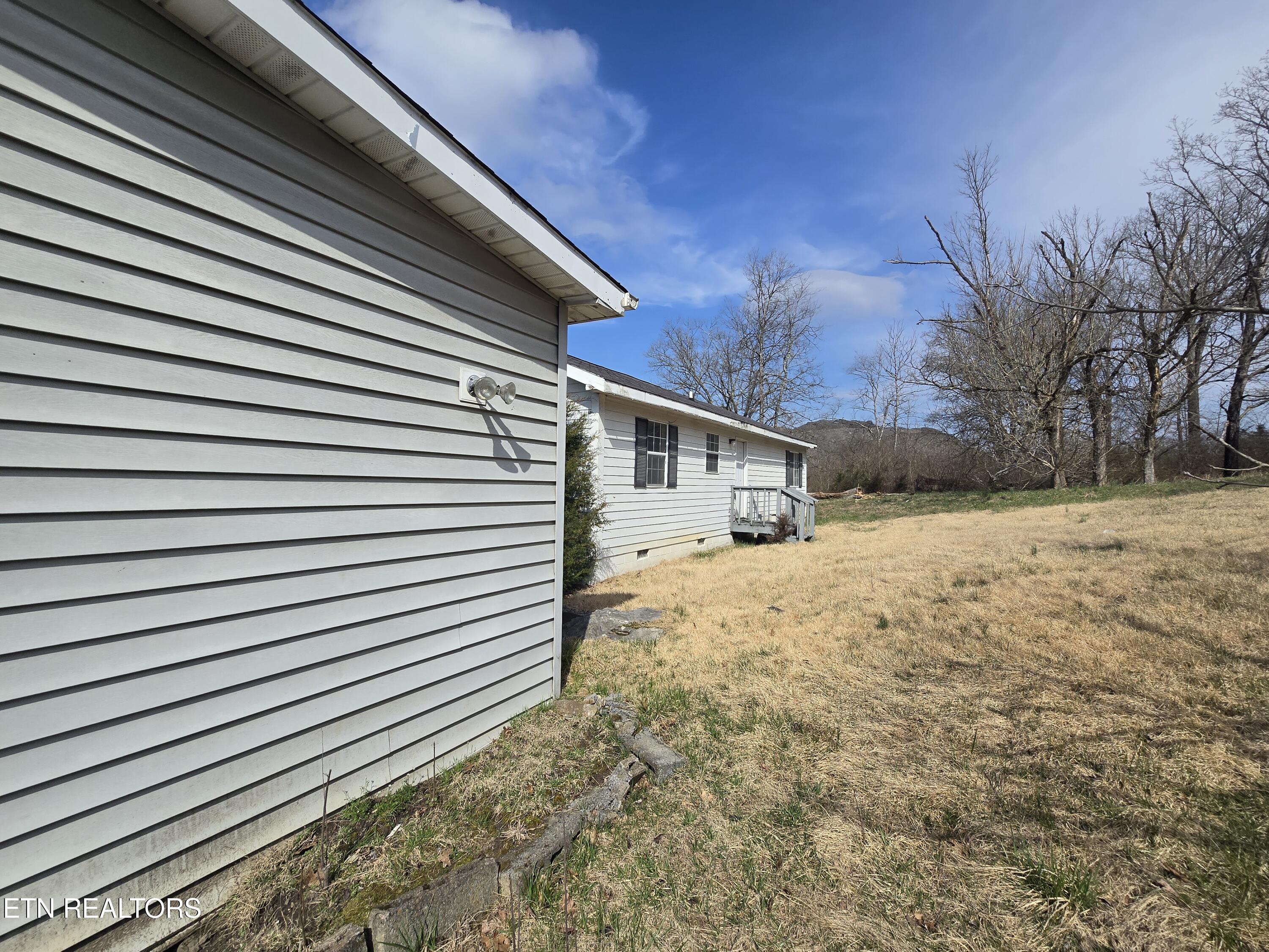 404 Cedar Fork Road Tazewell TN 37879