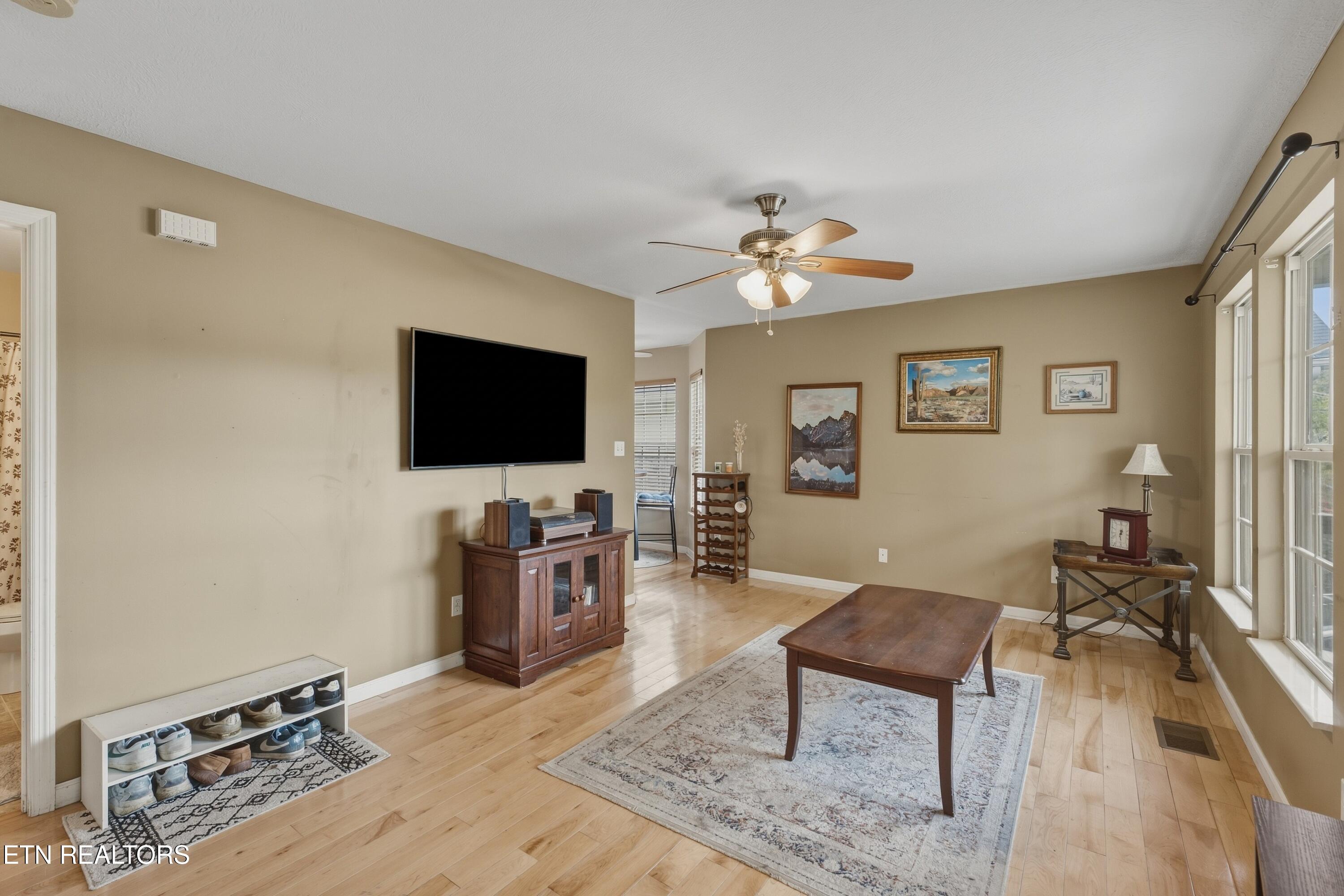 5712 Aster Road Knoxville TN 37918