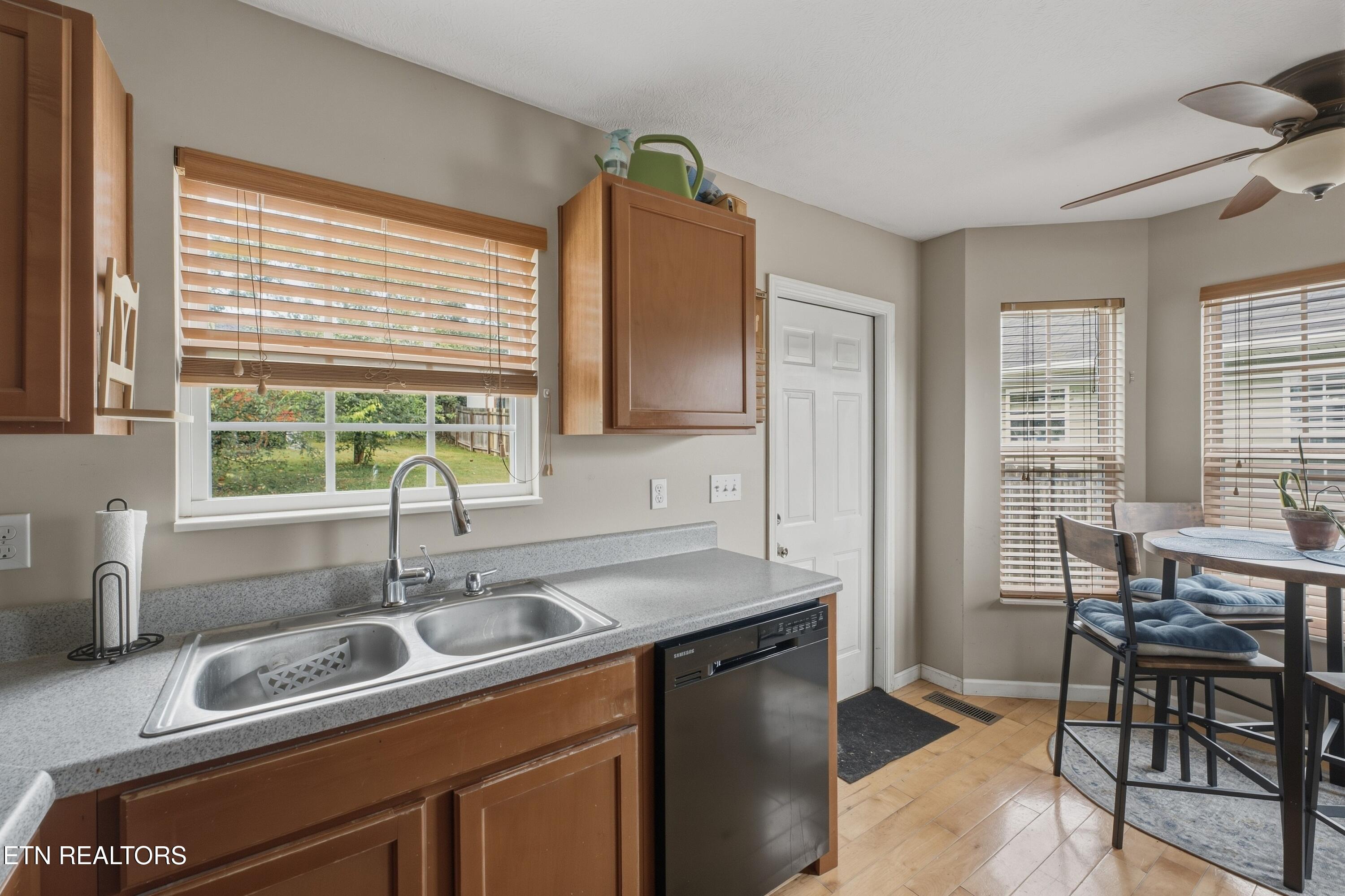 5712 Aster Road Knoxville TN 37918