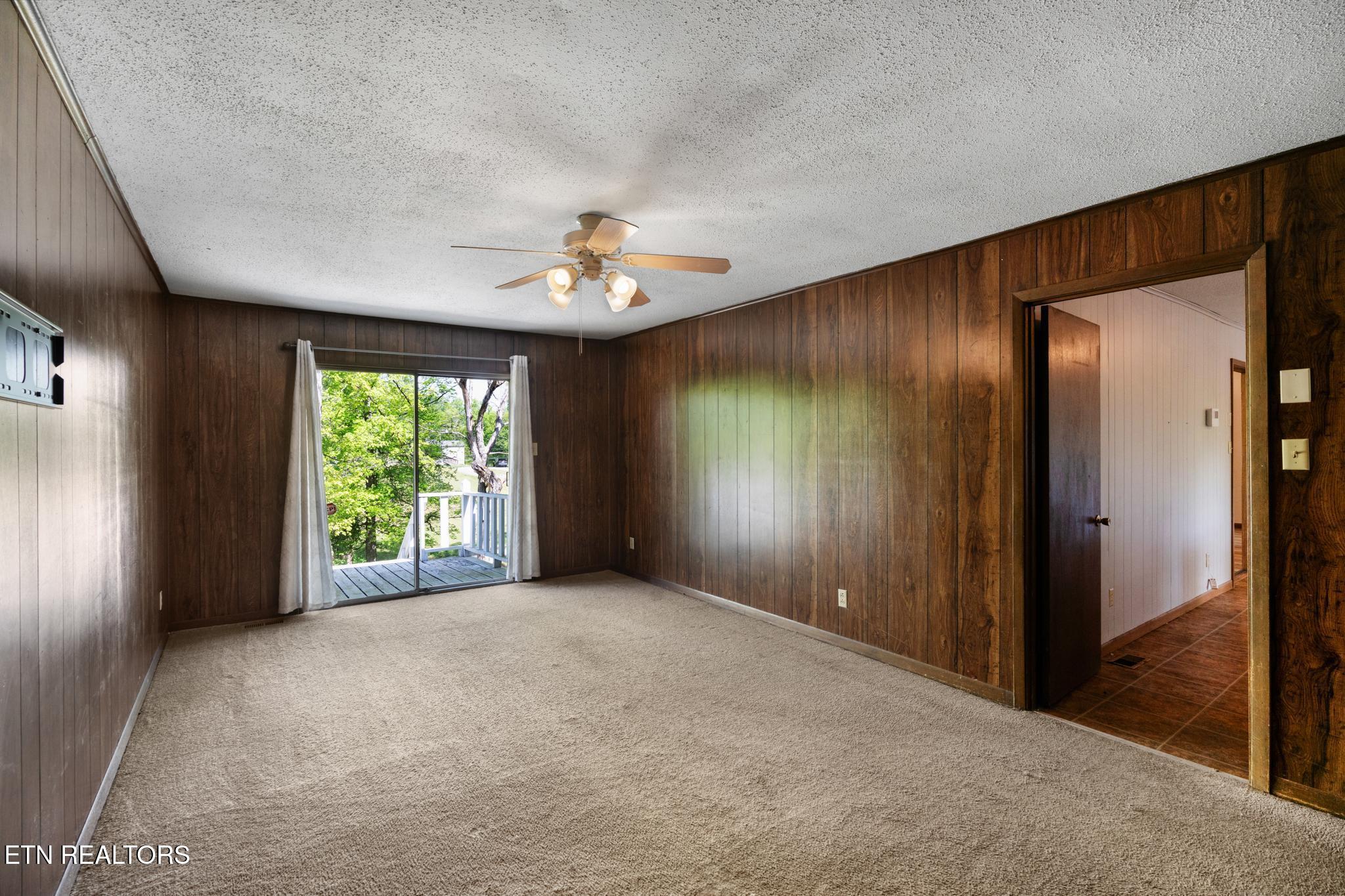 133 Bunch Lane Clinton TN 37716