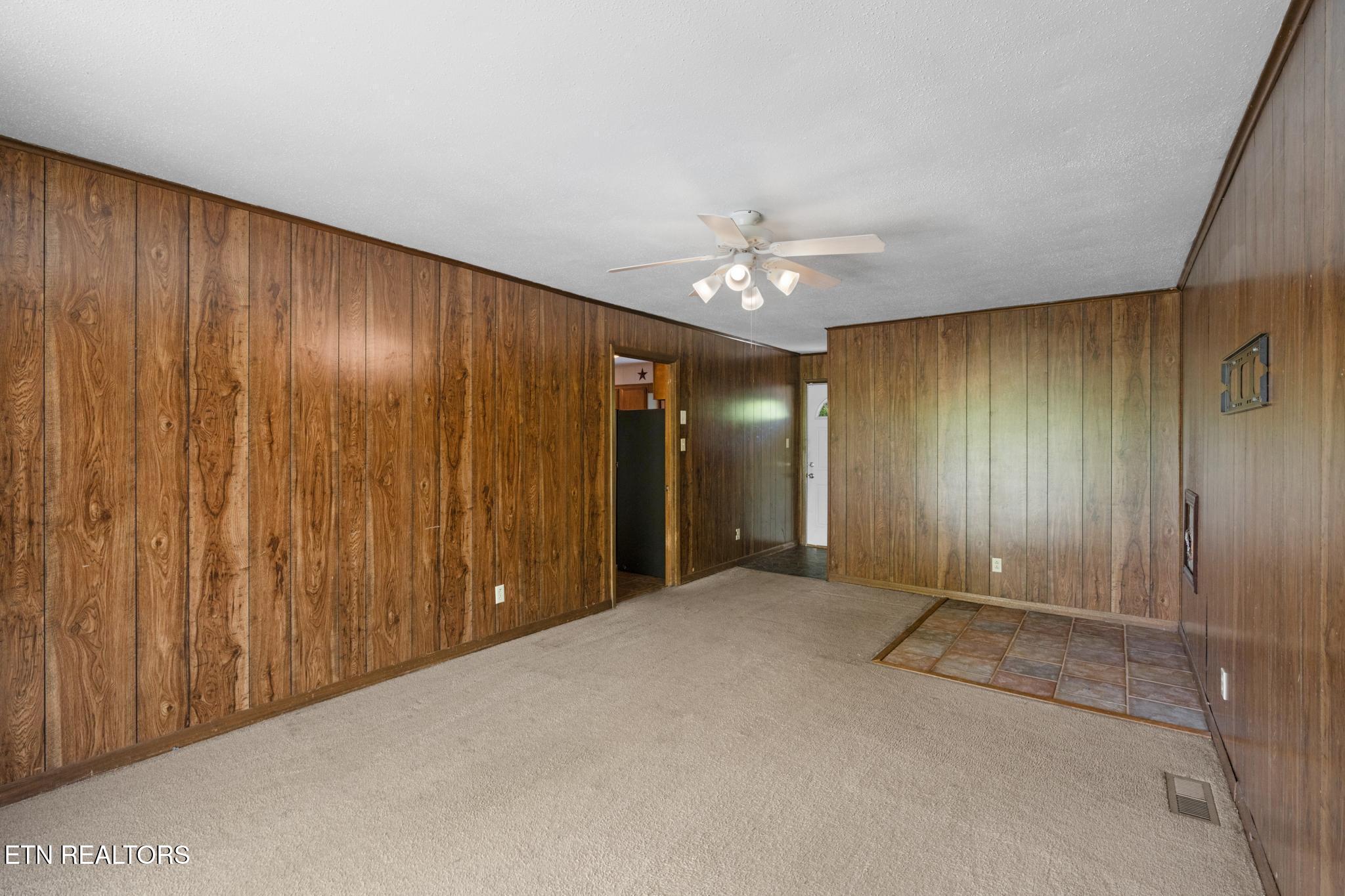 133 Bunch Lane Clinton TN 37716