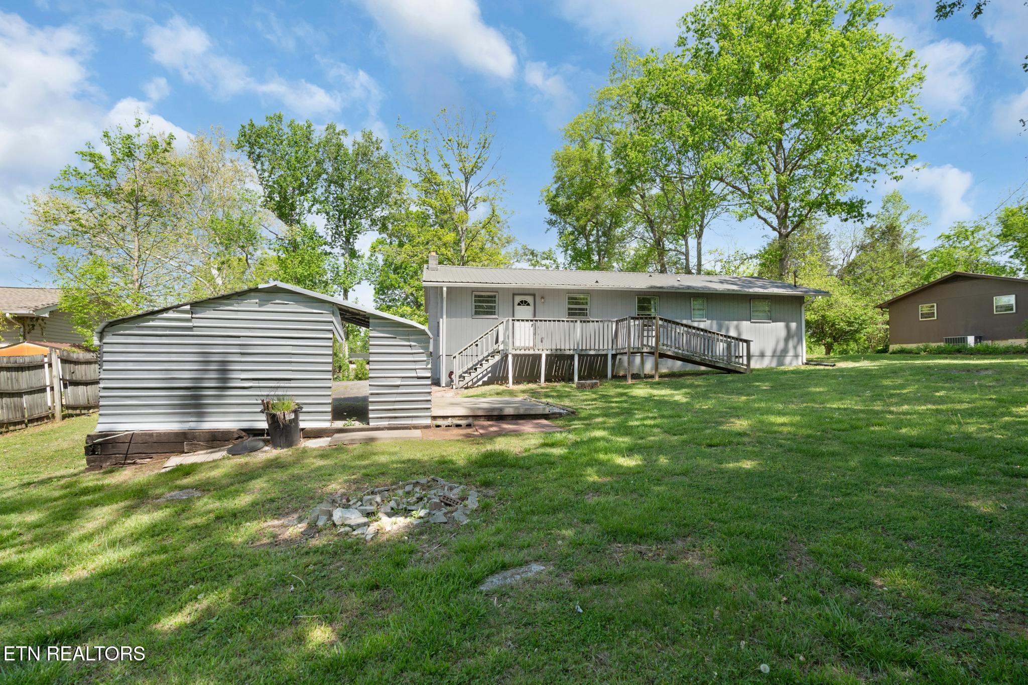 133 Bunch Lane Clinton TN 37716