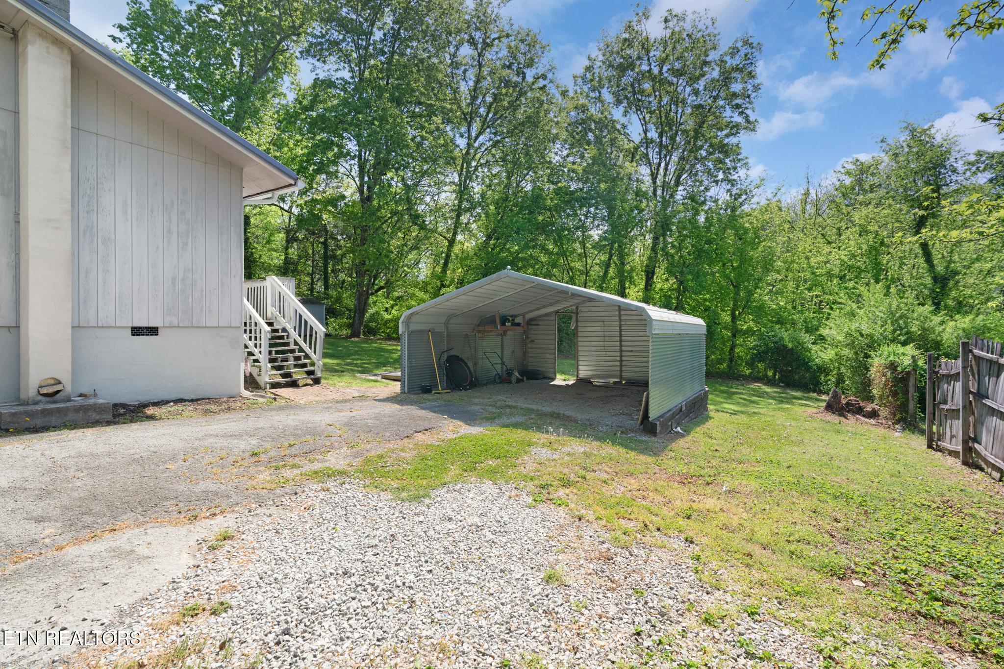 133 Bunch Lane Clinton TN 37716