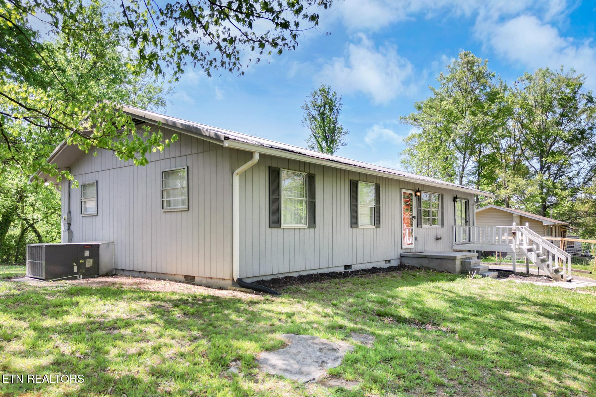 133 Bunch Lane Clinton TN 37716