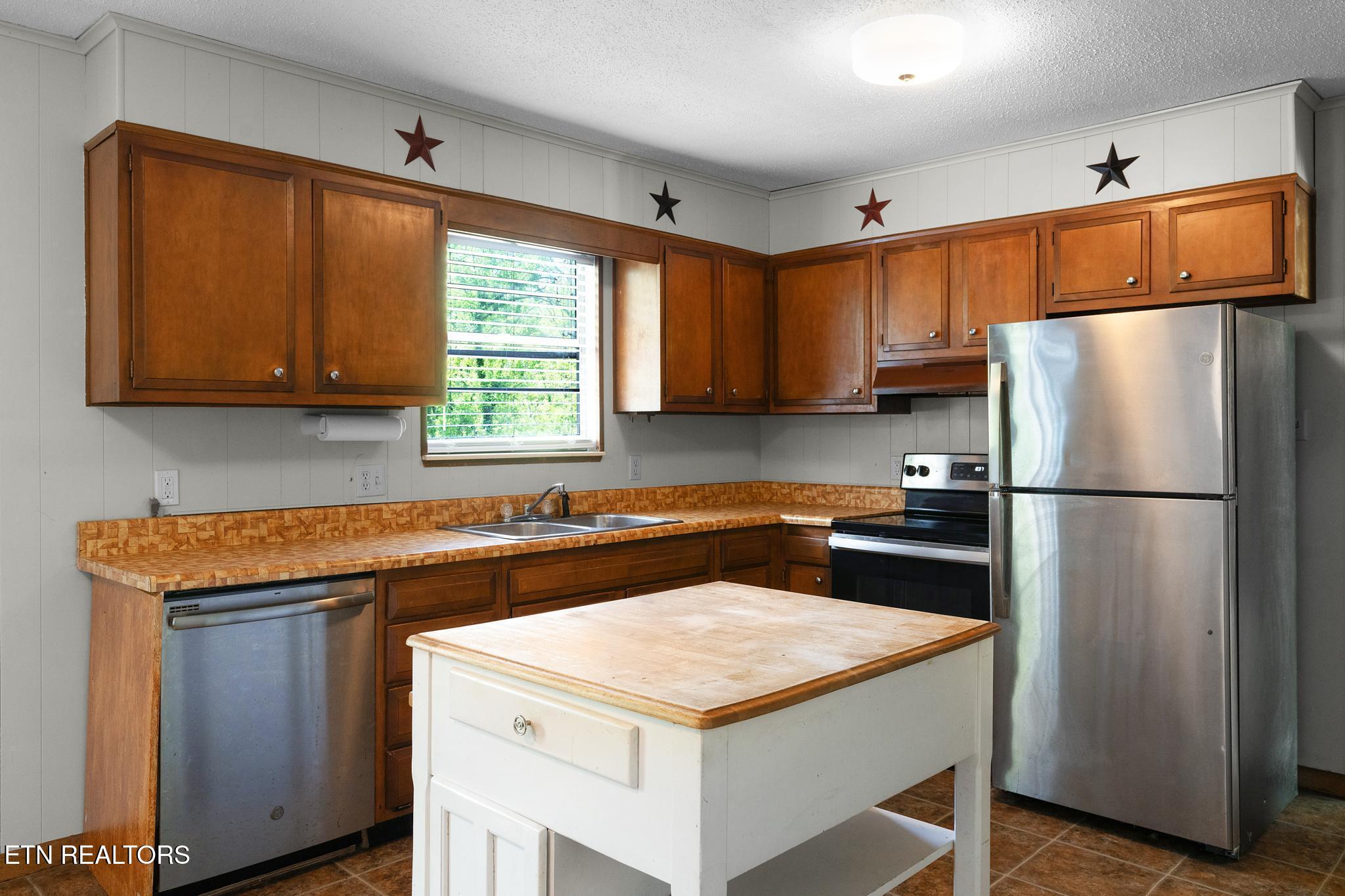 133 Bunch Lane Clinton TN 37716