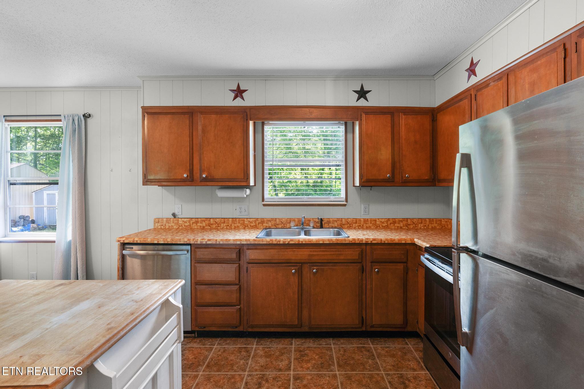 133 Bunch Lane Clinton TN 37716