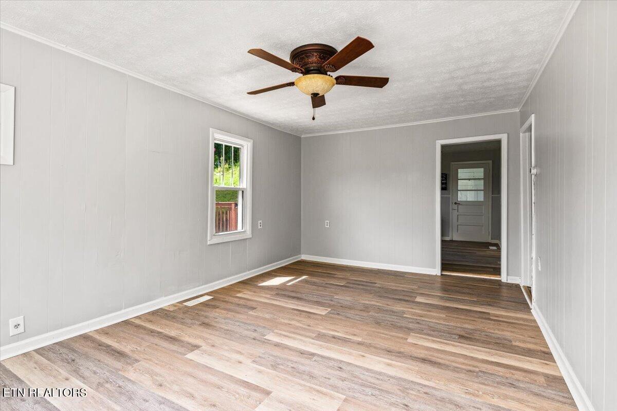 1501 Cherry Bottom Road Caryville TN 37714