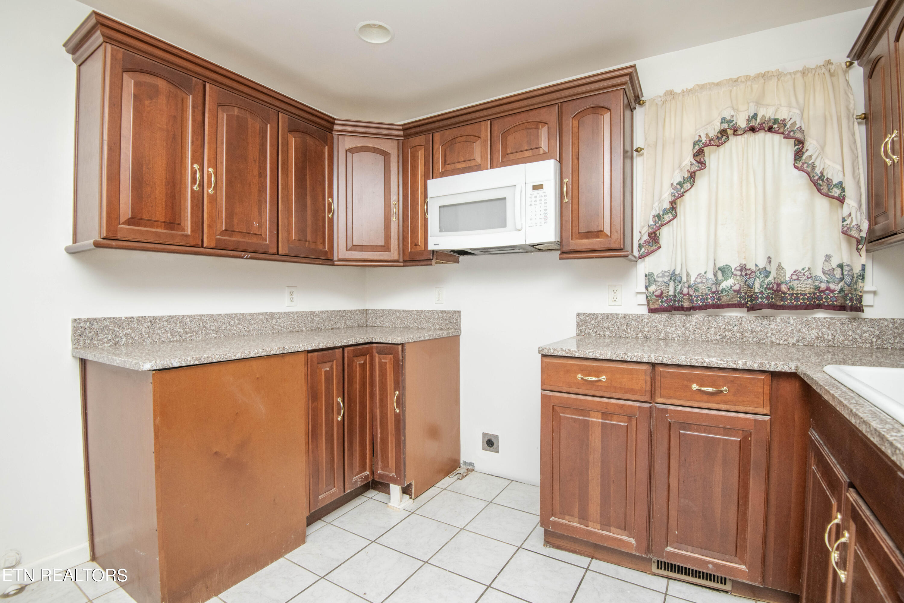 237 S Dillard Avenue Oak Ridge TN 37830