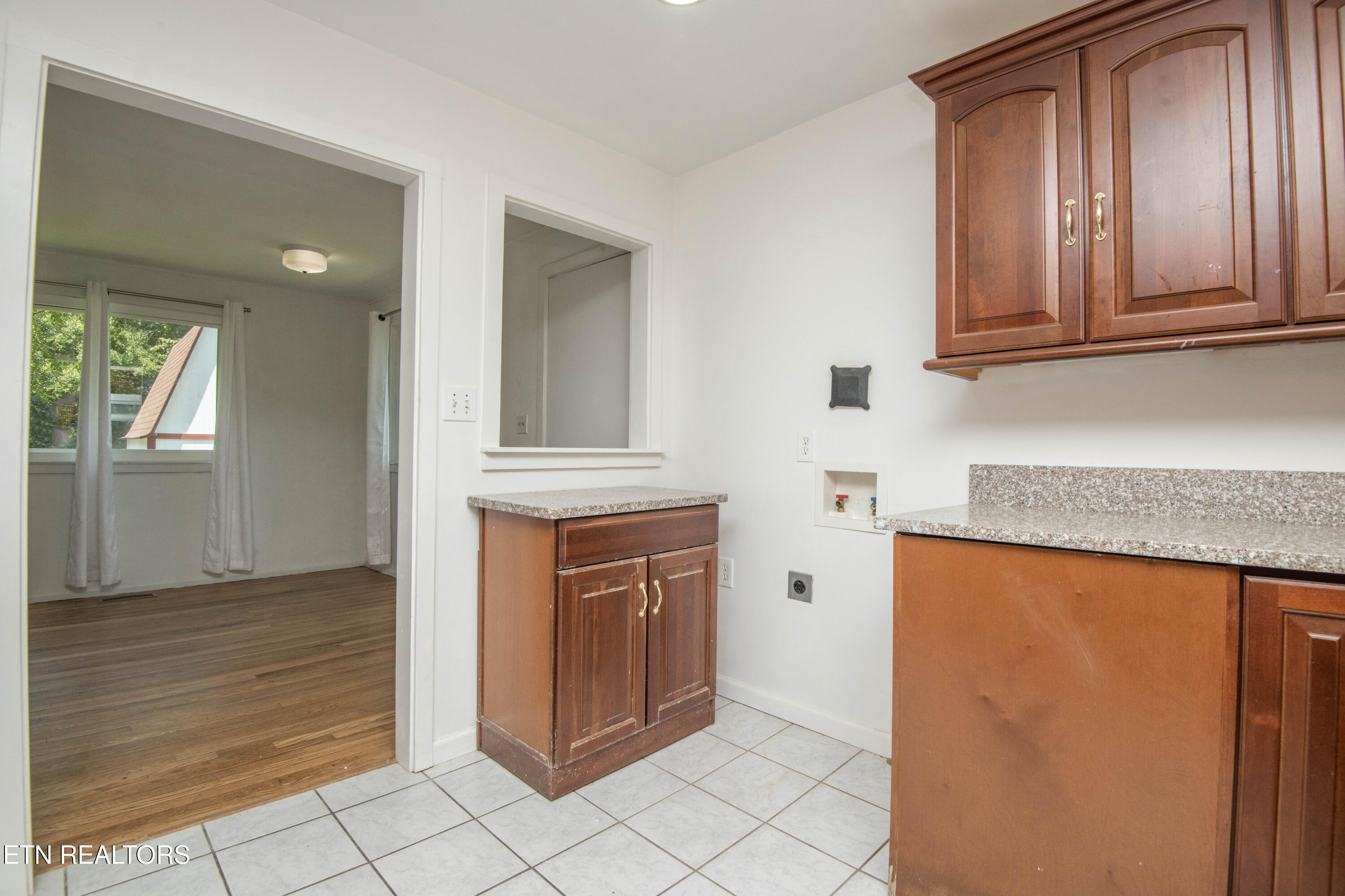 237 S Dillard Avenue Oak Ridge TN 37830