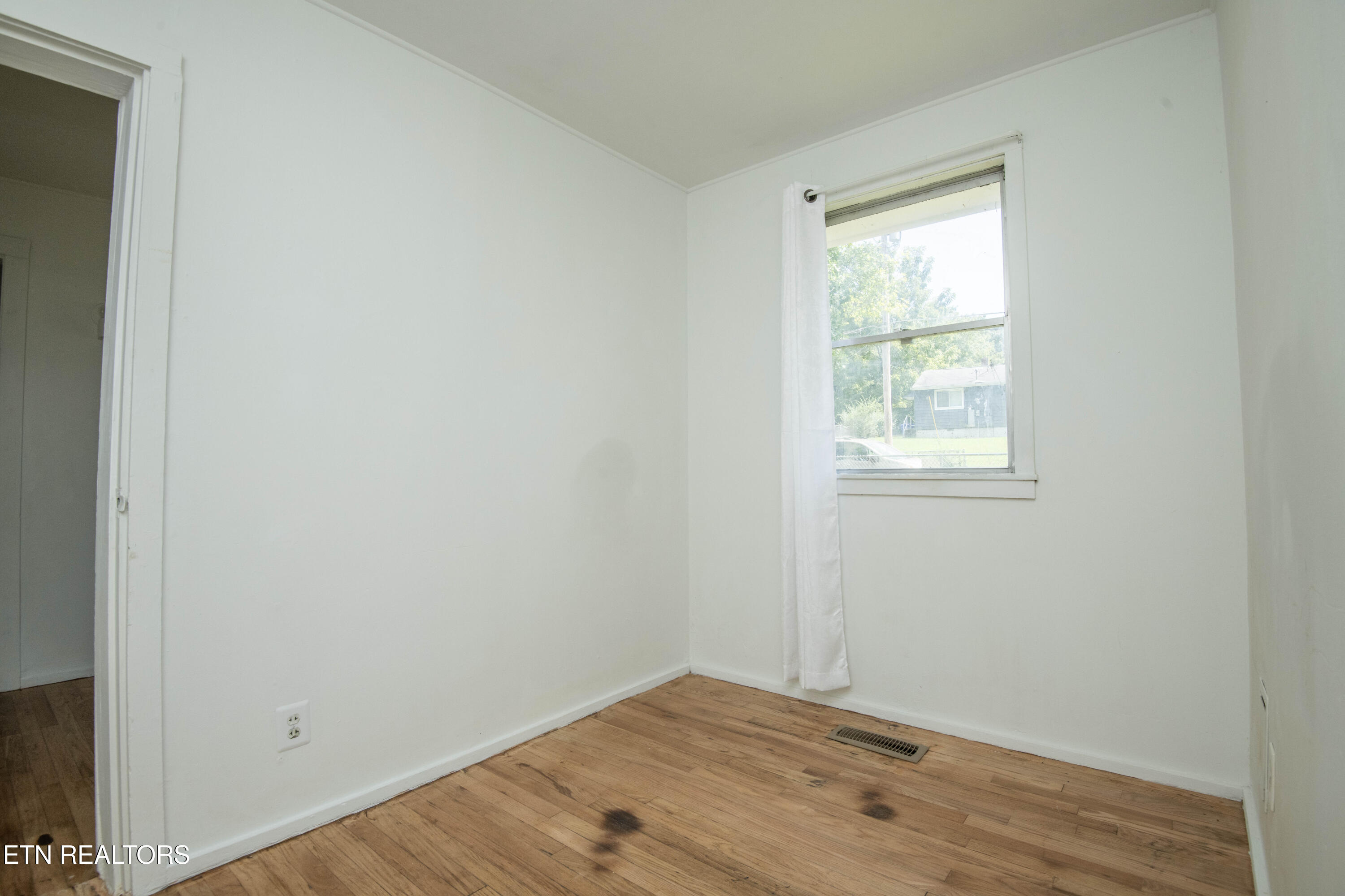 237 S Dillard Avenue Oak Ridge TN 37830