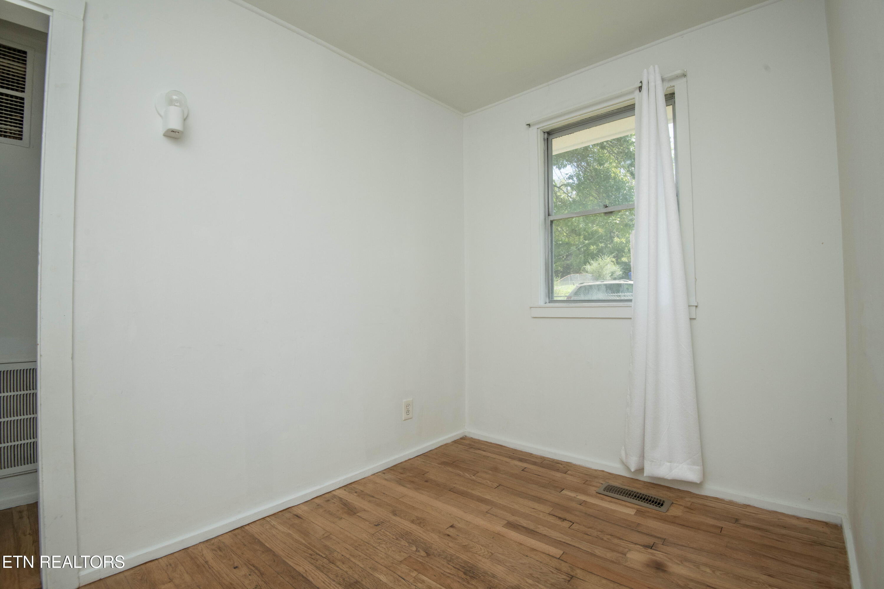 237 S Dillard Avenue Oak Ridge TN 37830