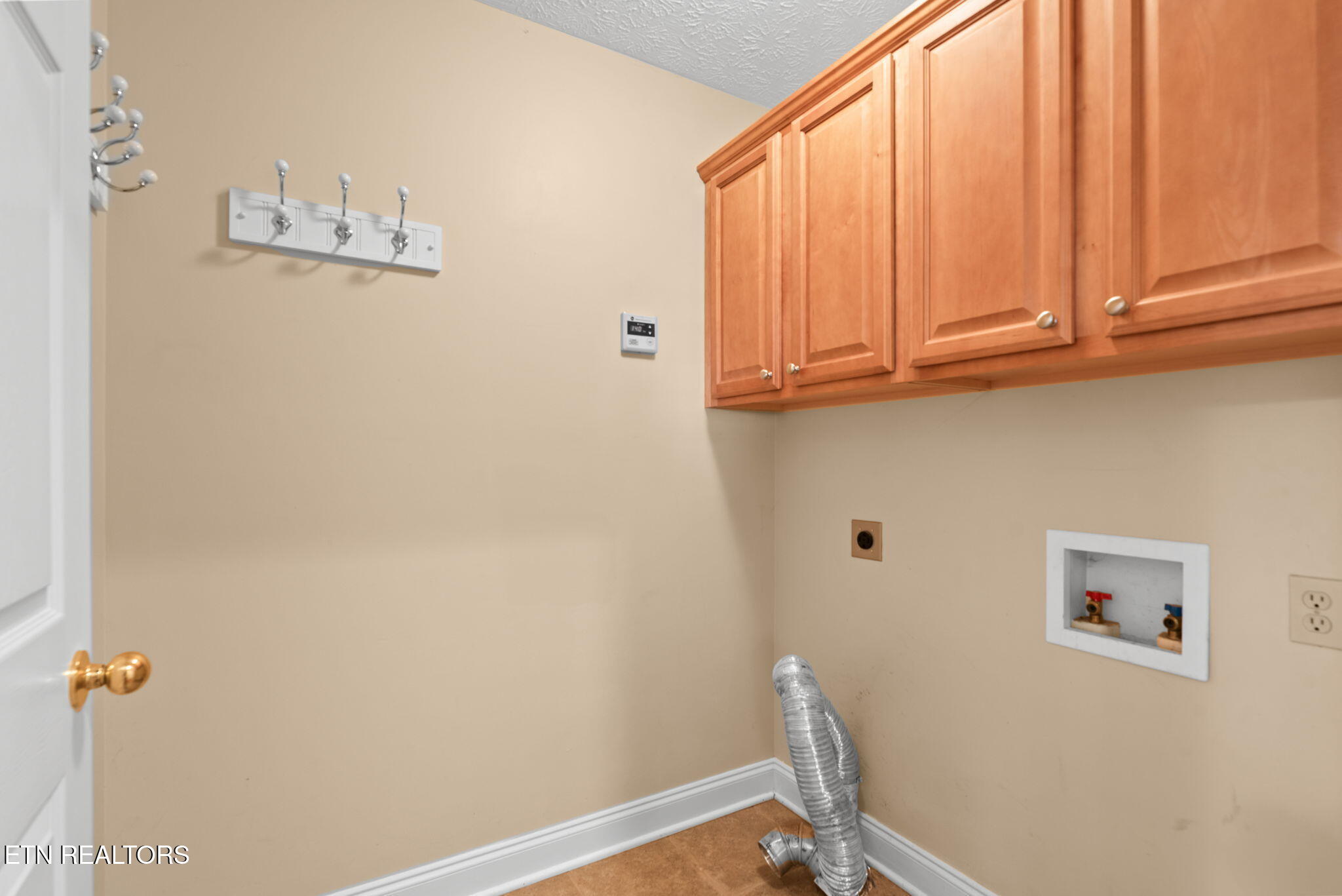 207 Laurel Road Clinton TN 37716