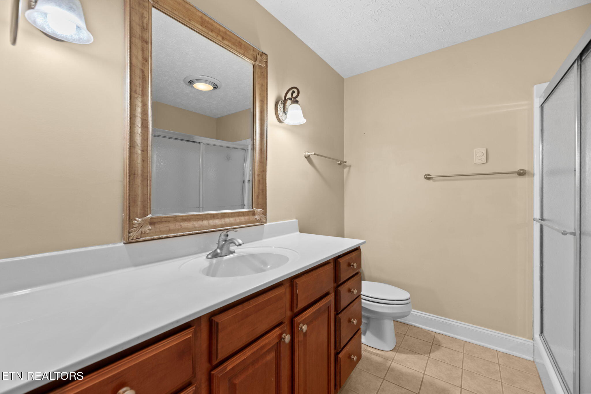 207 Laurel Road Clinton TN 37716