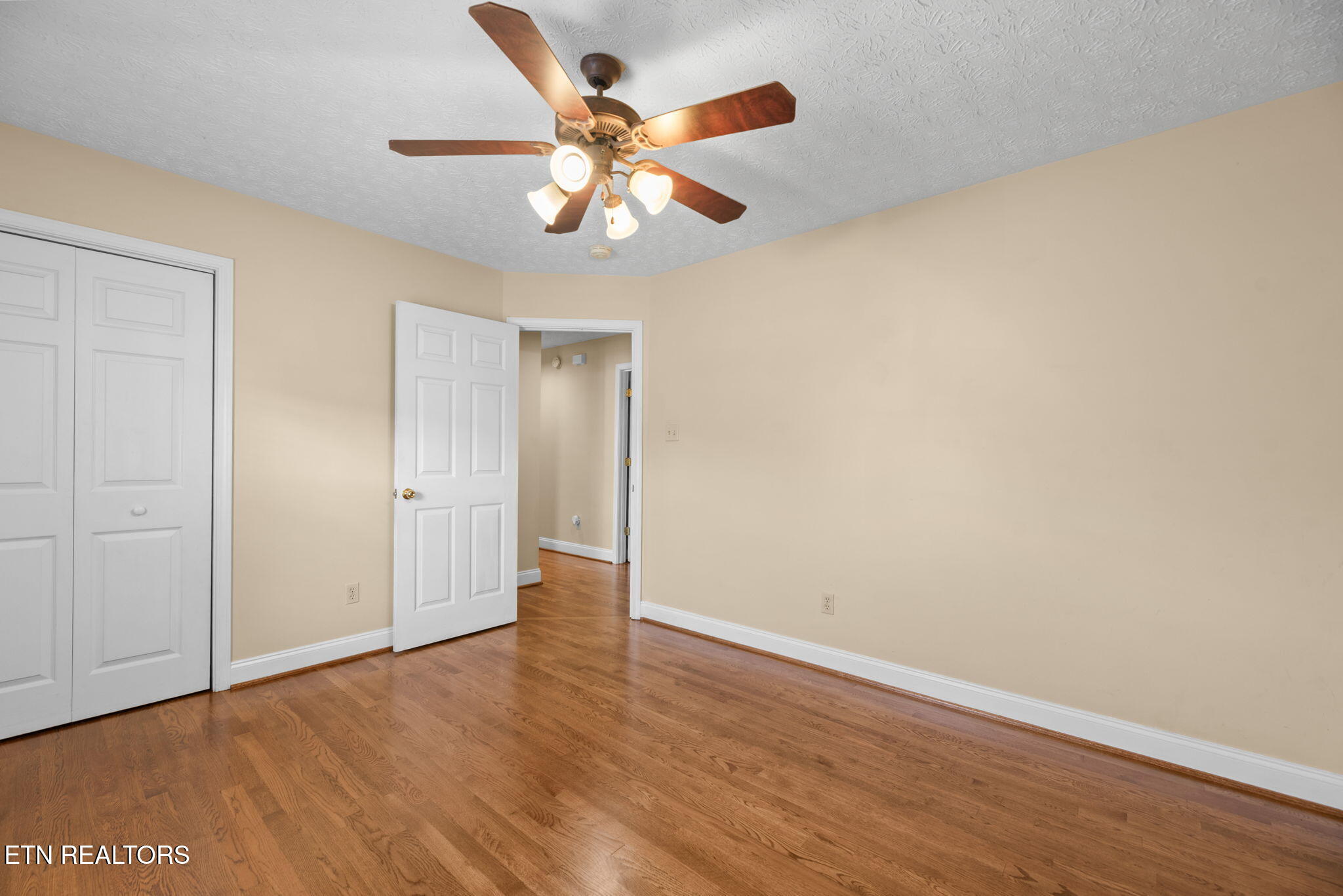 207 Laurel Road Clinton TN 37716