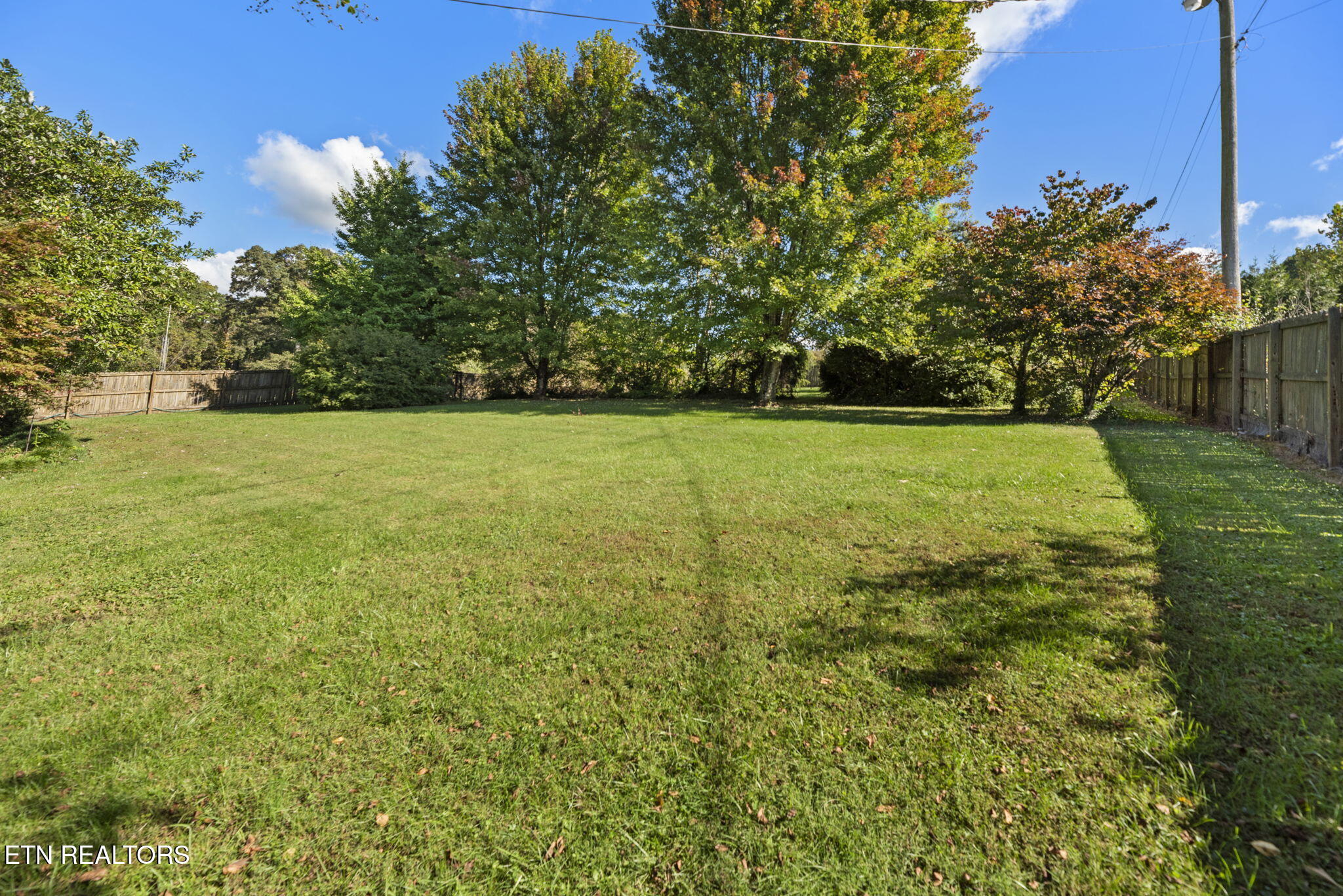 207 Laurel Road Clinton TN 37716