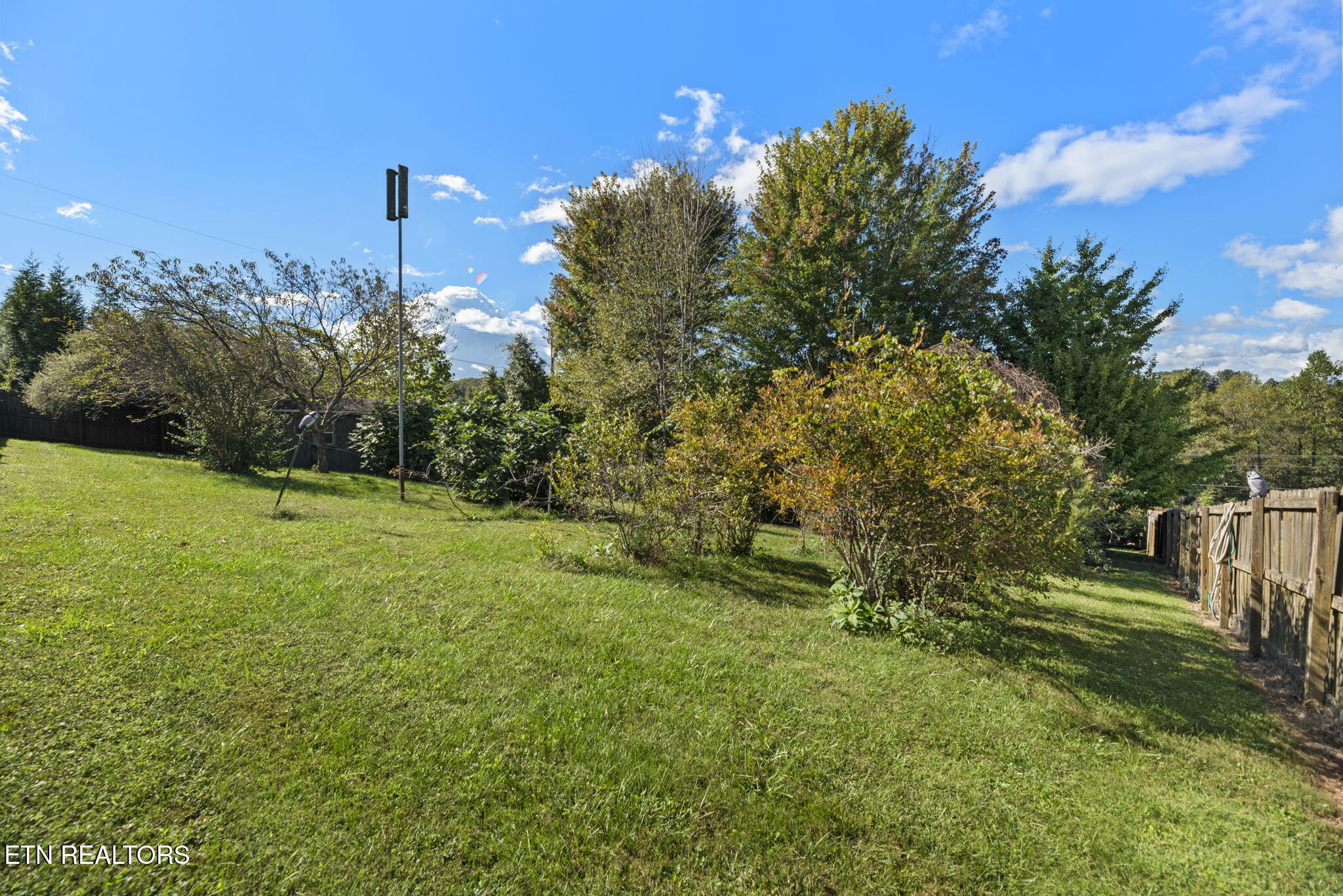 207 Laurel Road Clinton TN 37716