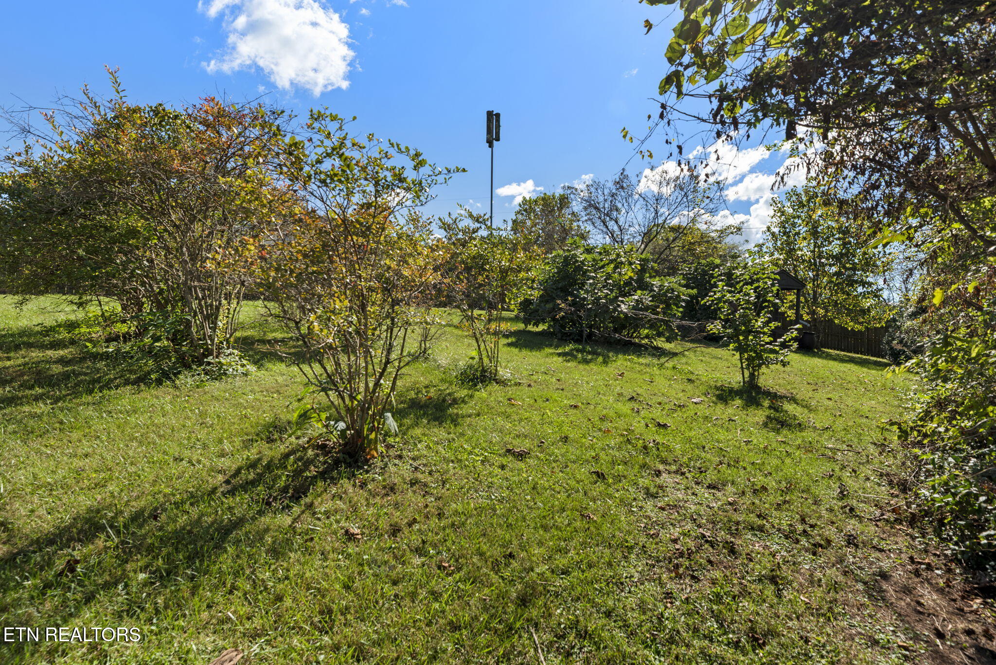 207 Laurel Road Clinton TN 37716