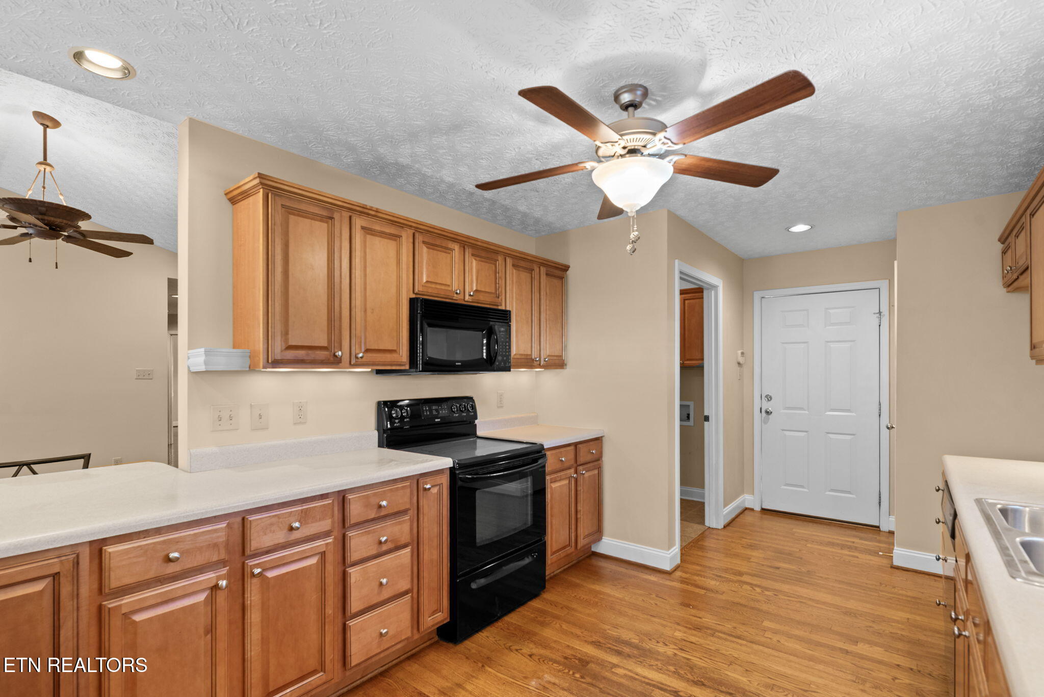 207 Laurel Road Clinton TN 37716