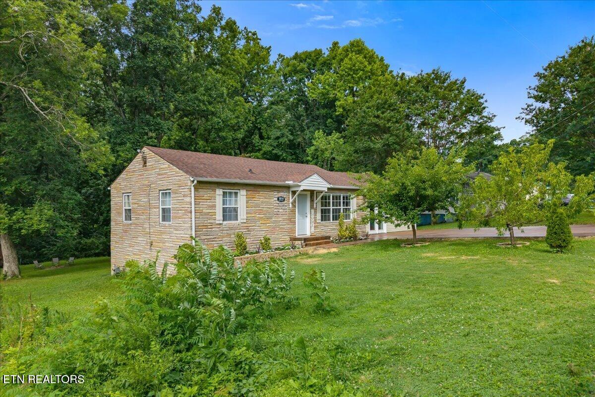 1814 Fenwood Drive Knoxville TN 37918