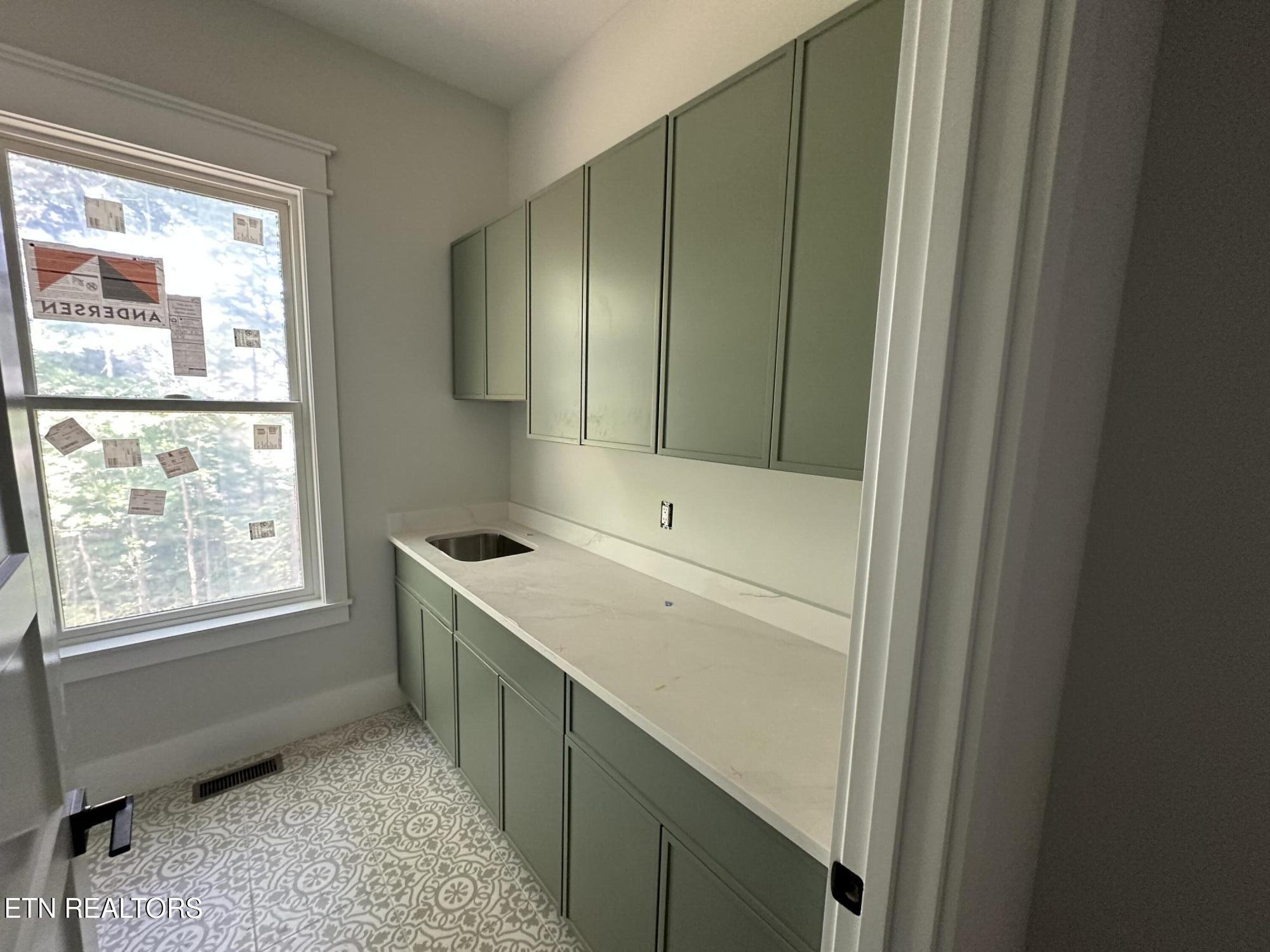 316 Nuhya Lane Loudon TN 37774