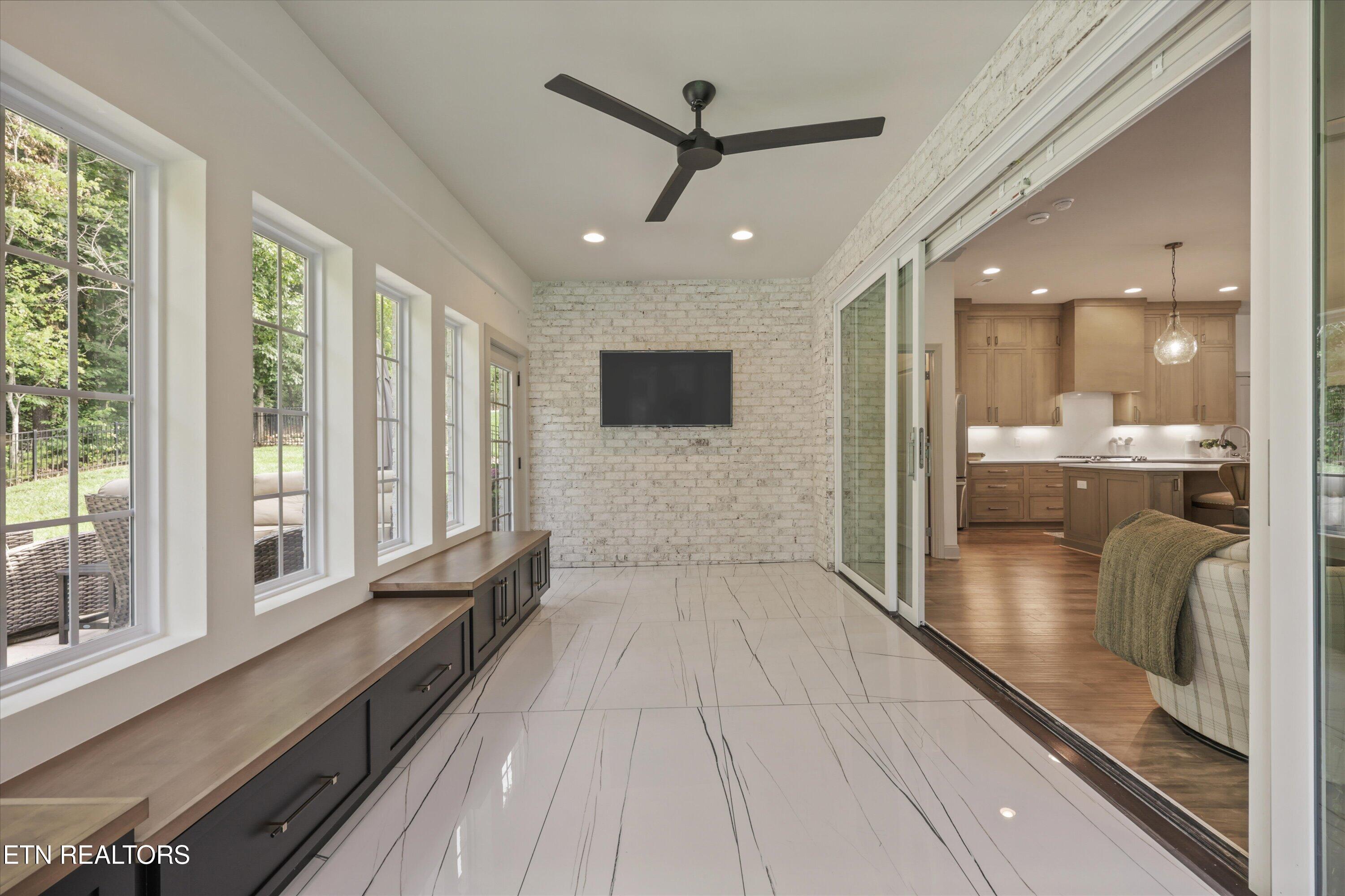 9335 Paradise Valley Lane Knoxville TN 37922