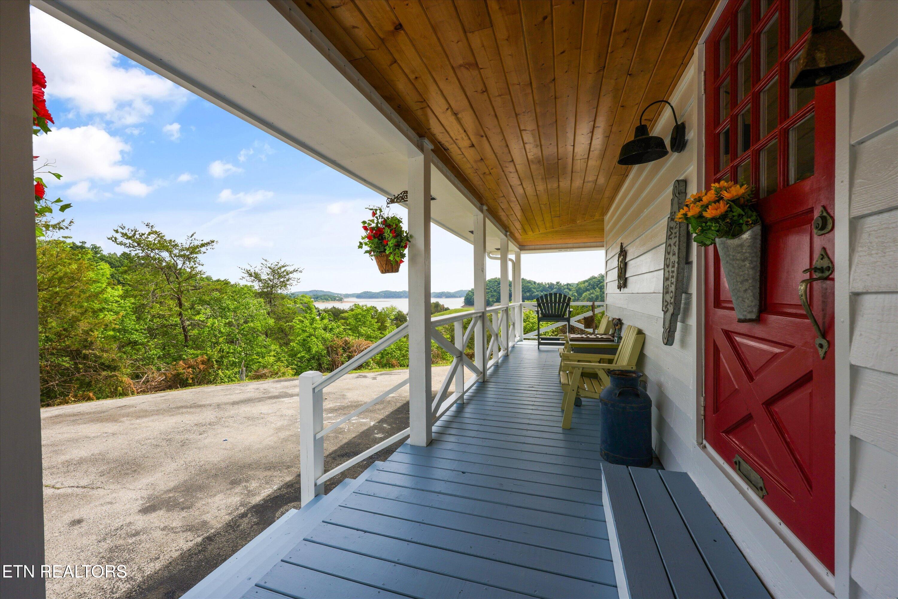 220 Very Old Barton Trail Dandridge TN 37725