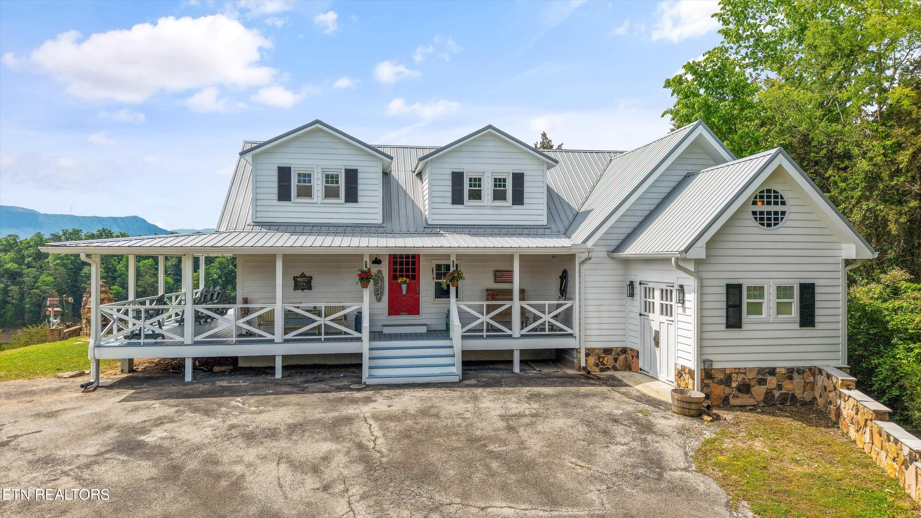 220 Very Old Barton Trail Dandridge TN 37725