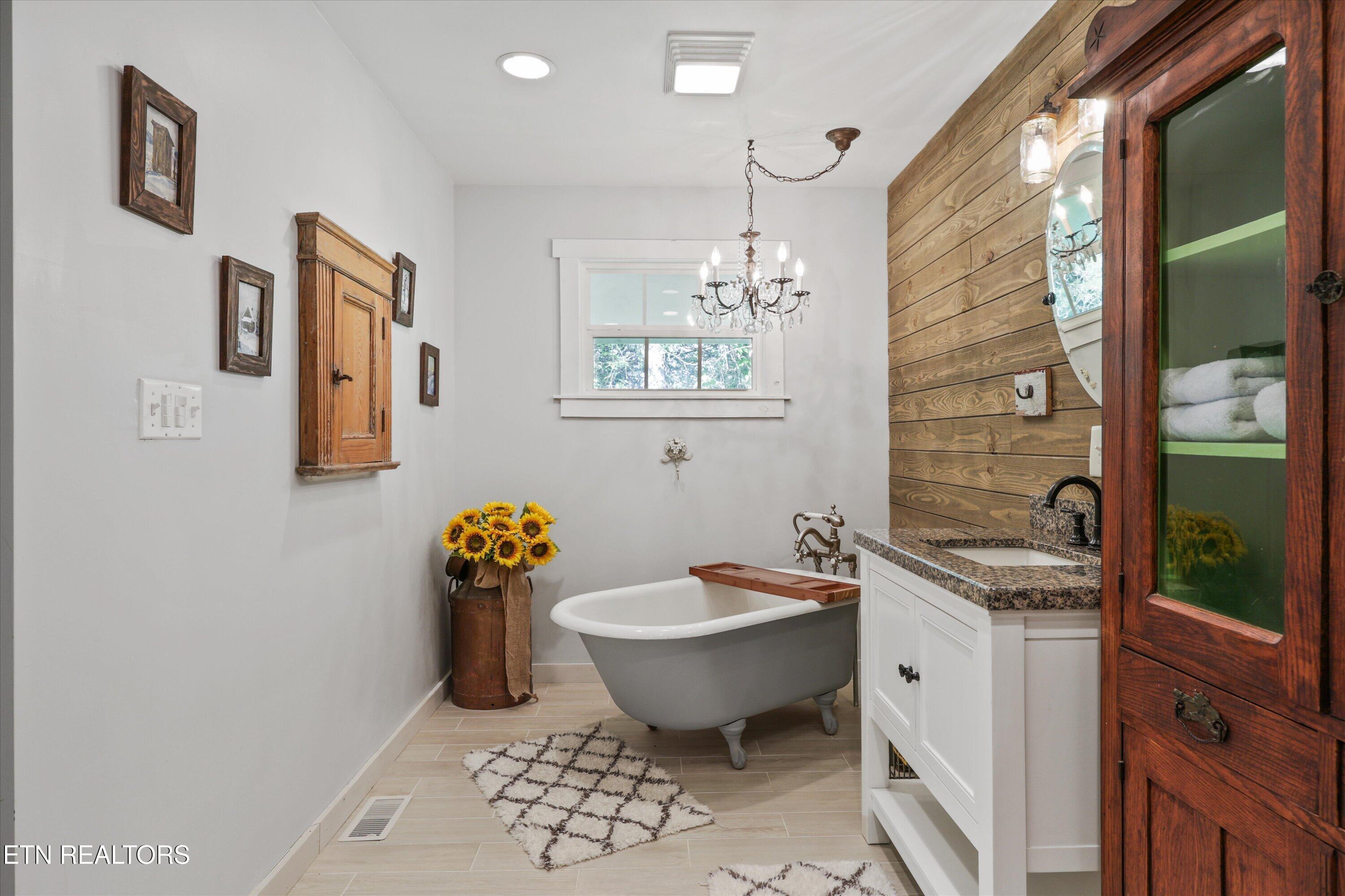220 Very Old Barton Trail Dandridge TN 37725