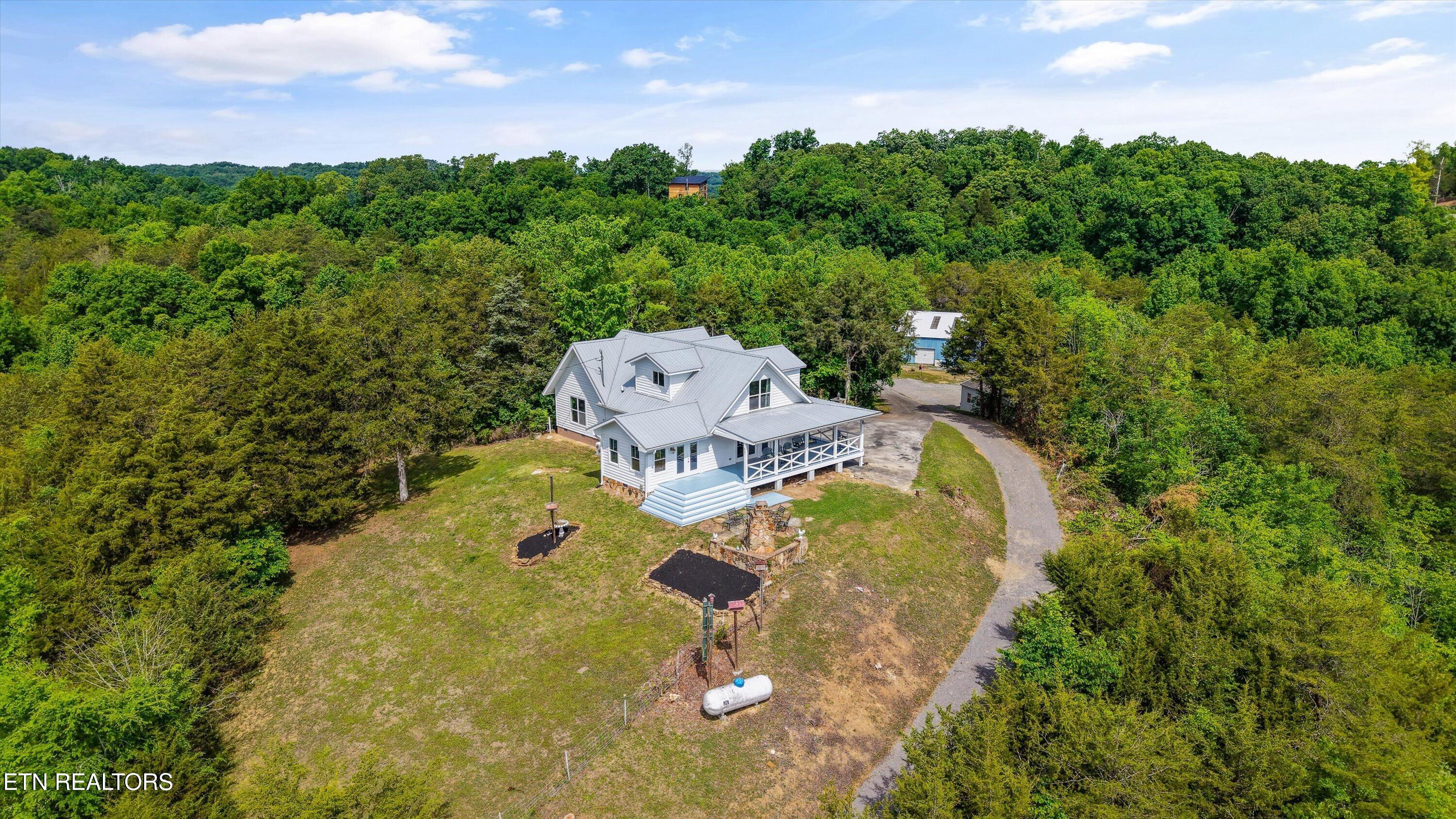 220 Very Old Barton Trail Dandridge TN 37725