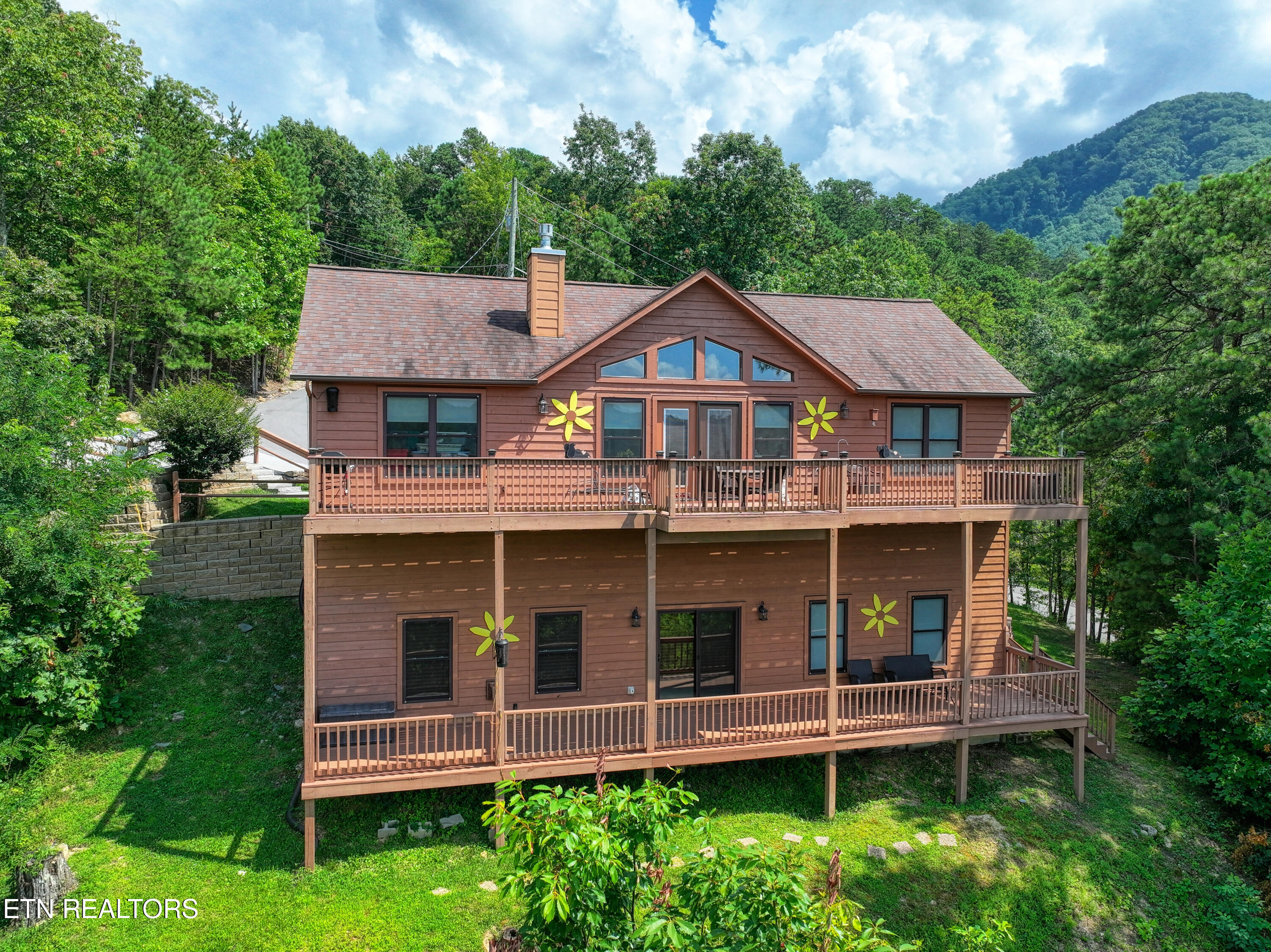 4109 Ole Smoky Way Sevierville TN 37862