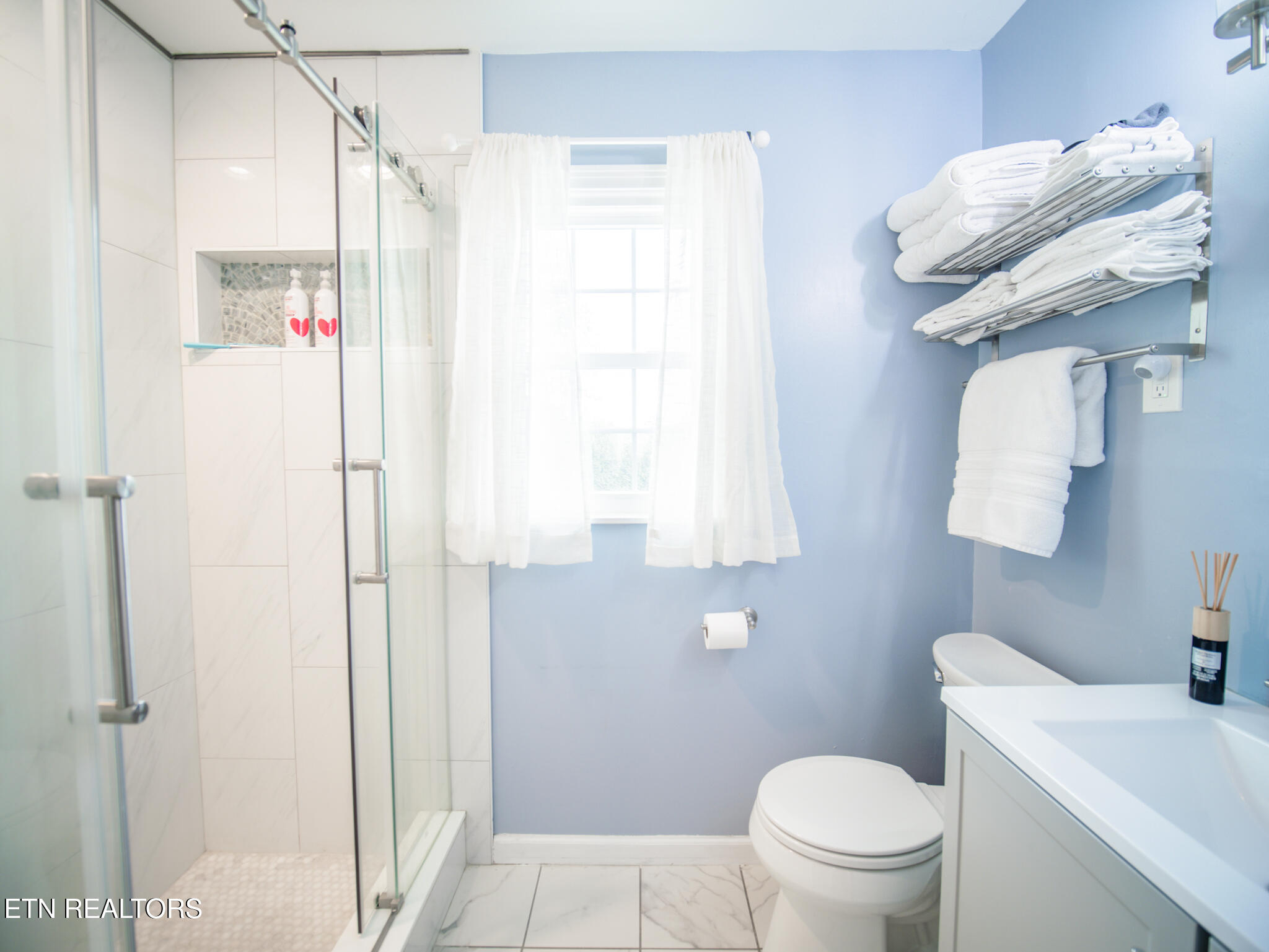 624 Tate Trotter Road Powell TN 37849