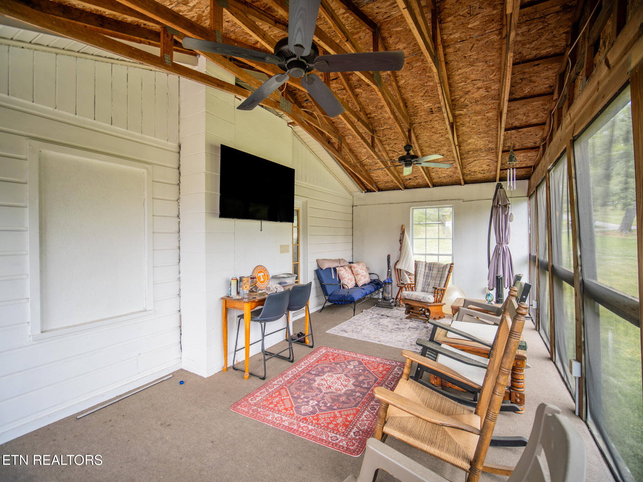 624 Tate Trotter Road Powell TN 37849