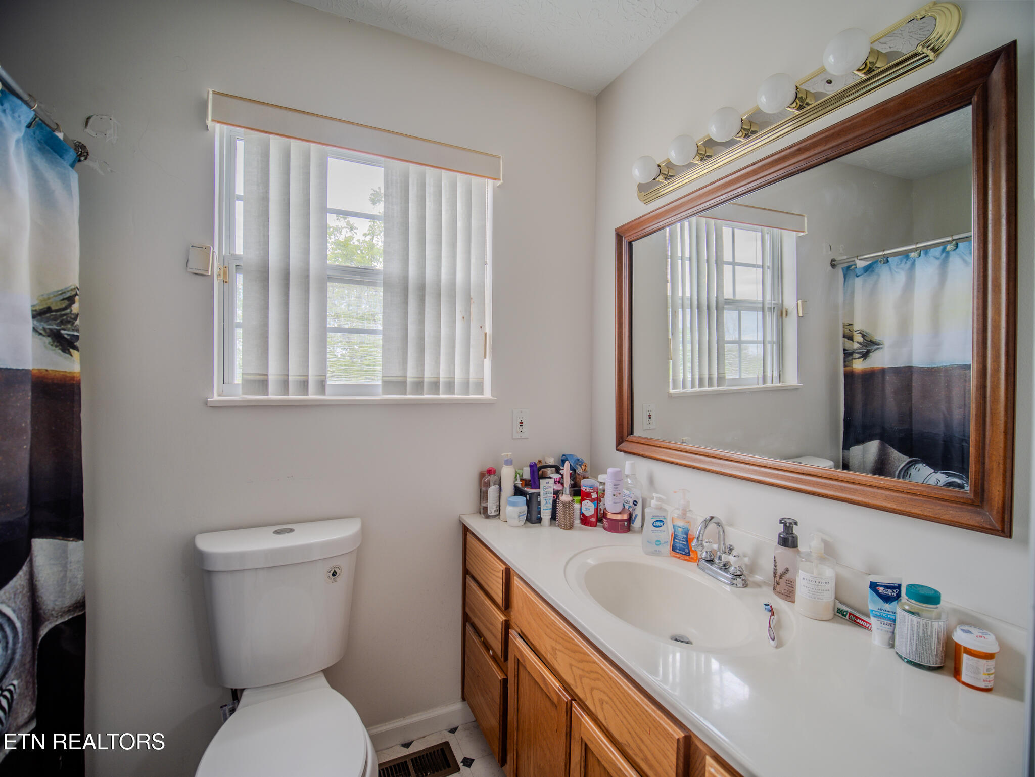 624 Tate Trotter Road Powell TN 37849