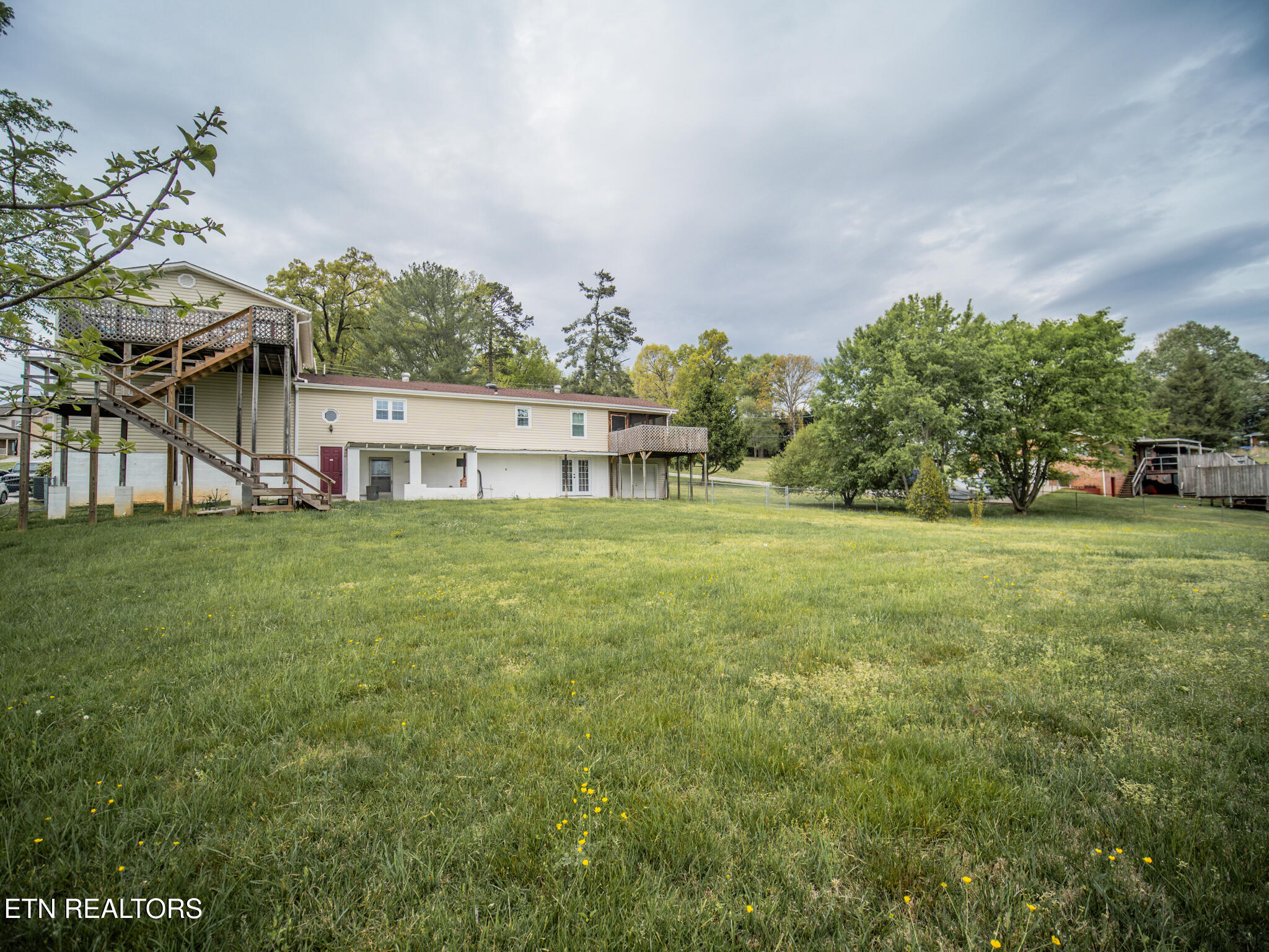 624 Tate Trotter Road Powell TN 37849