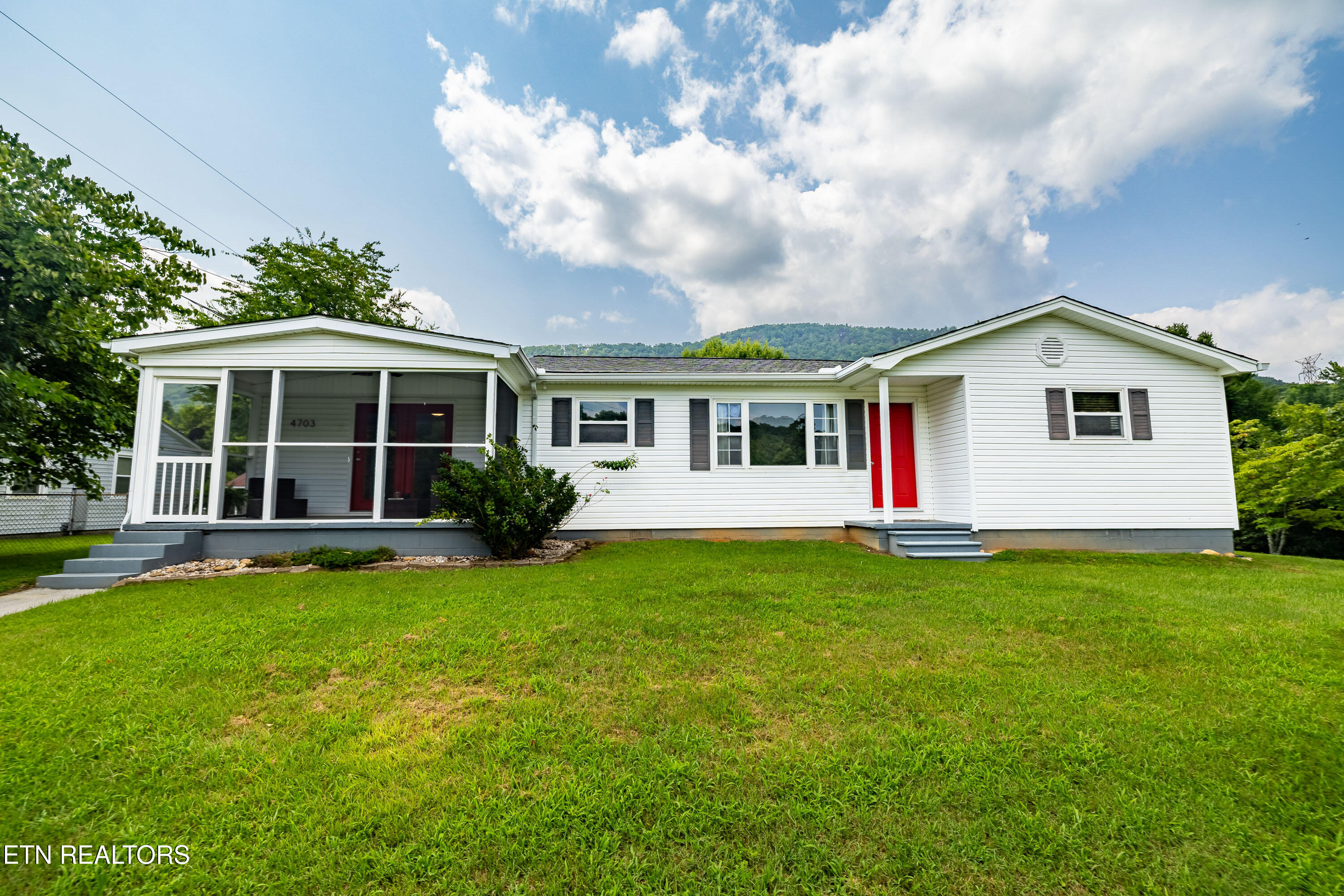 4703 Idumea Road Corryton TN 37721