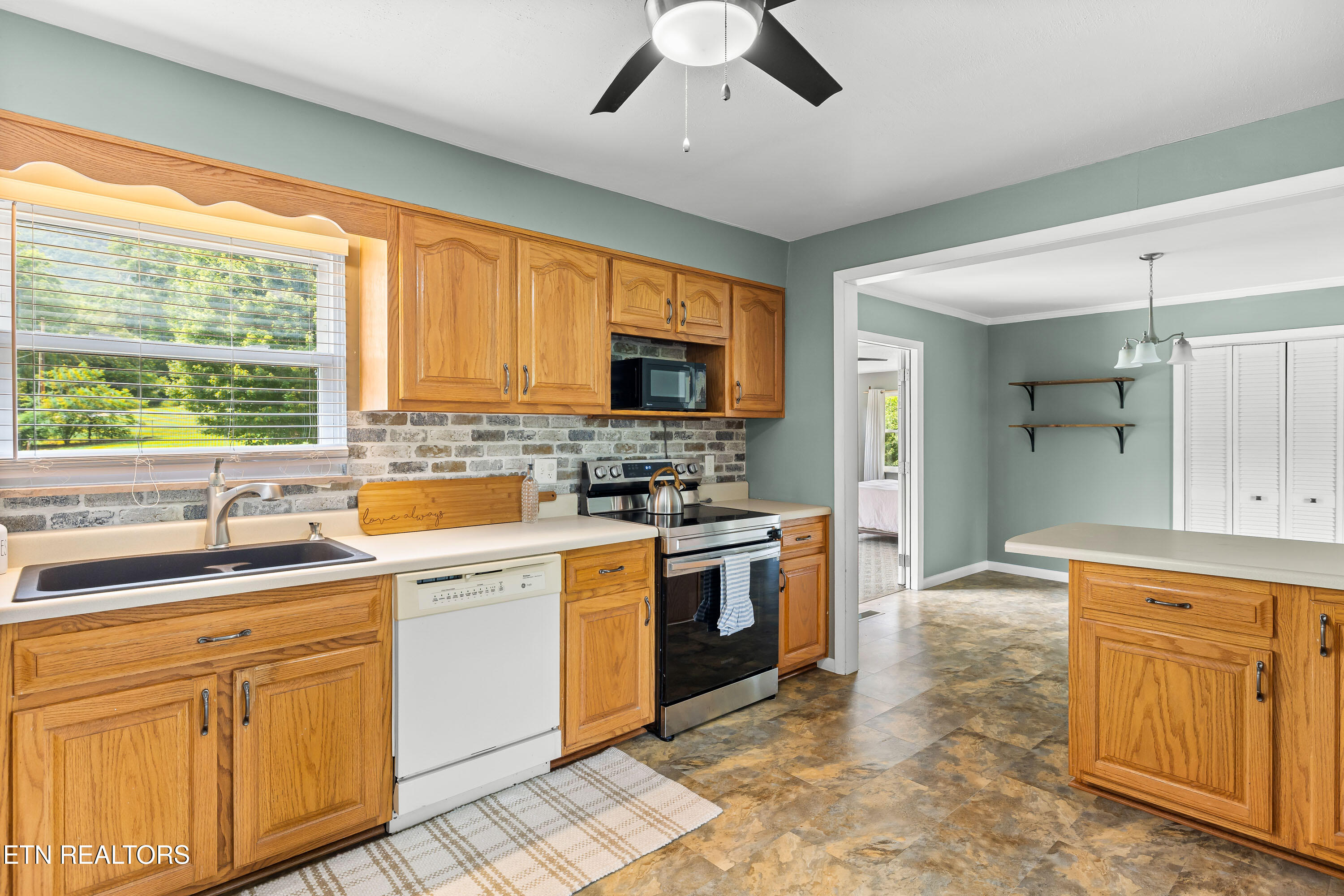 4703 Idumea Road Corryton TN 37721