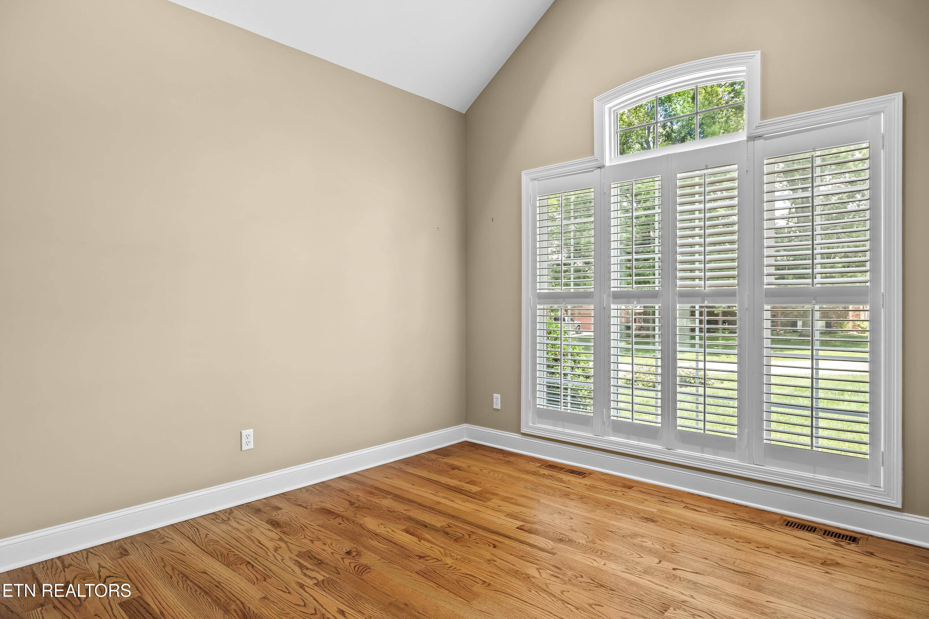 227 Pinecrest Circle Maryville TN 37803
