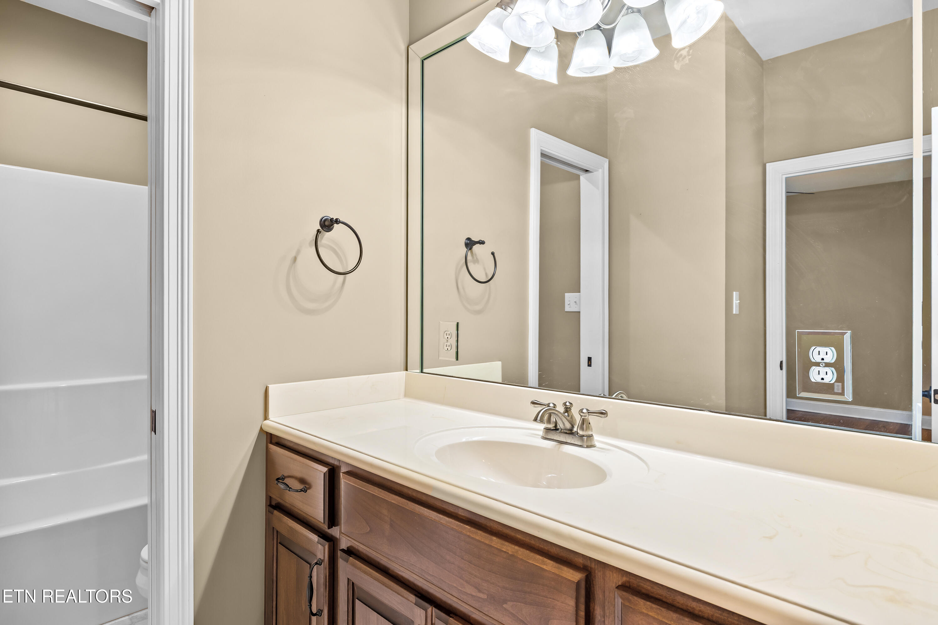 227 Pinecrest Circle Maryville TN 37803