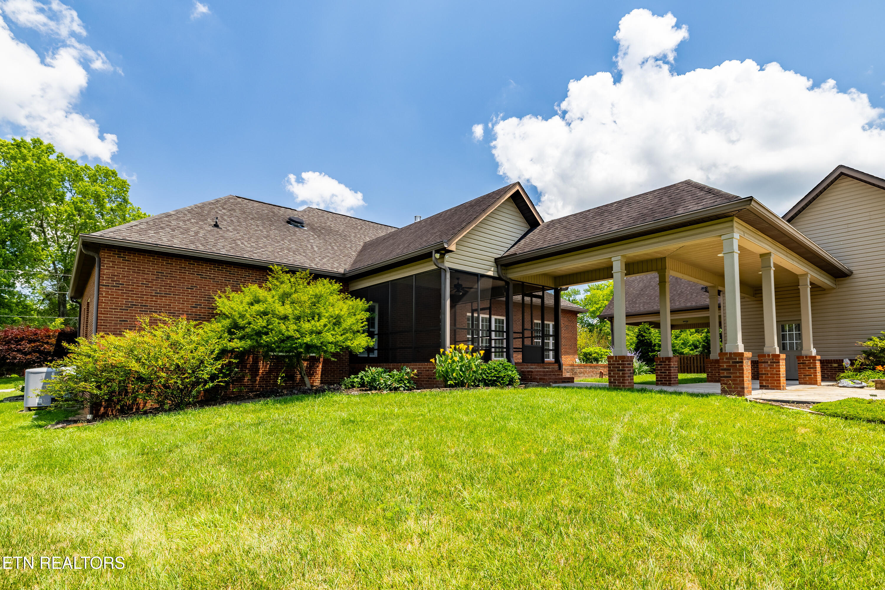 227 Pinecrest Circle Maryville TN 37803