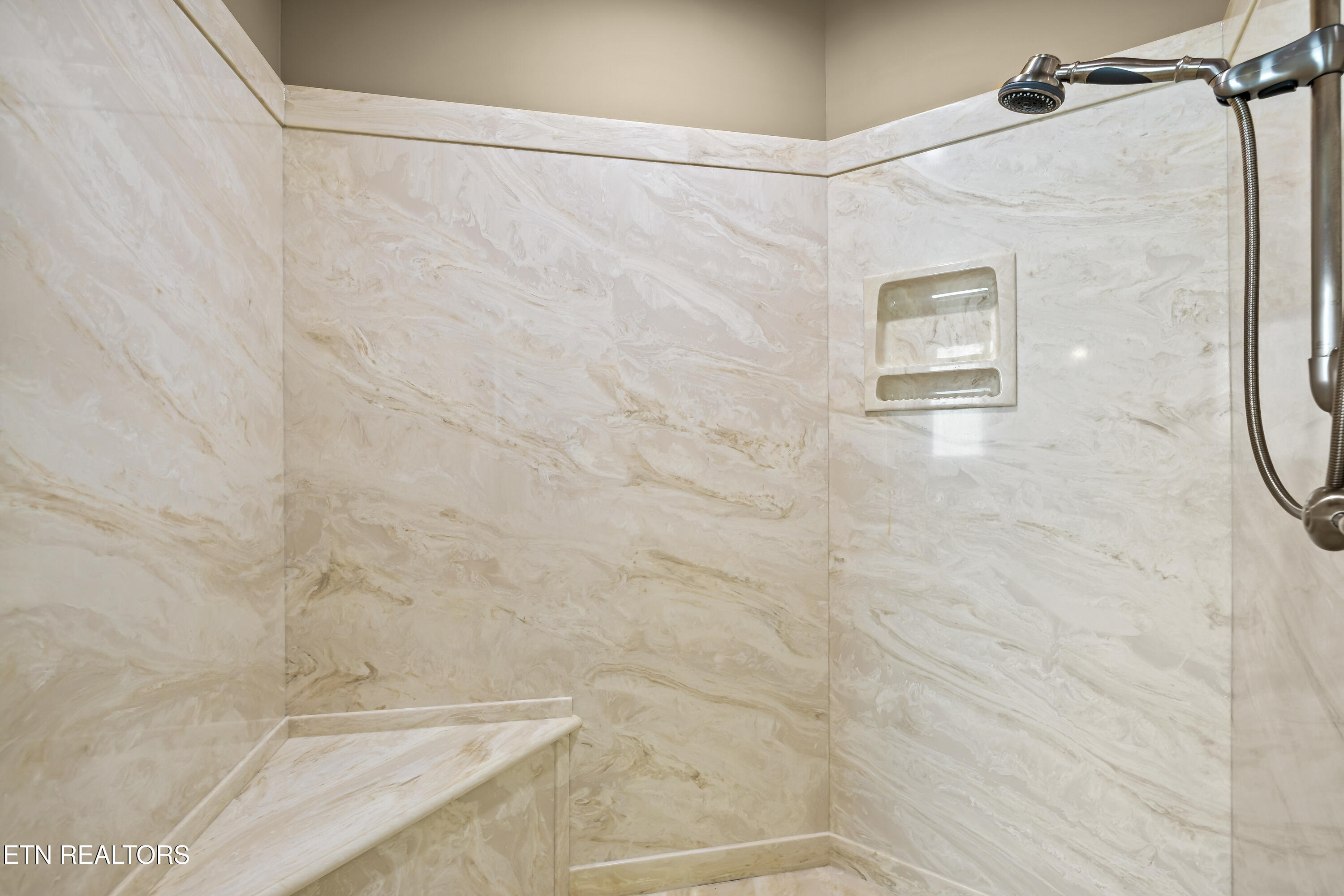 227 Pinecrest Circle Maryville TN 37803