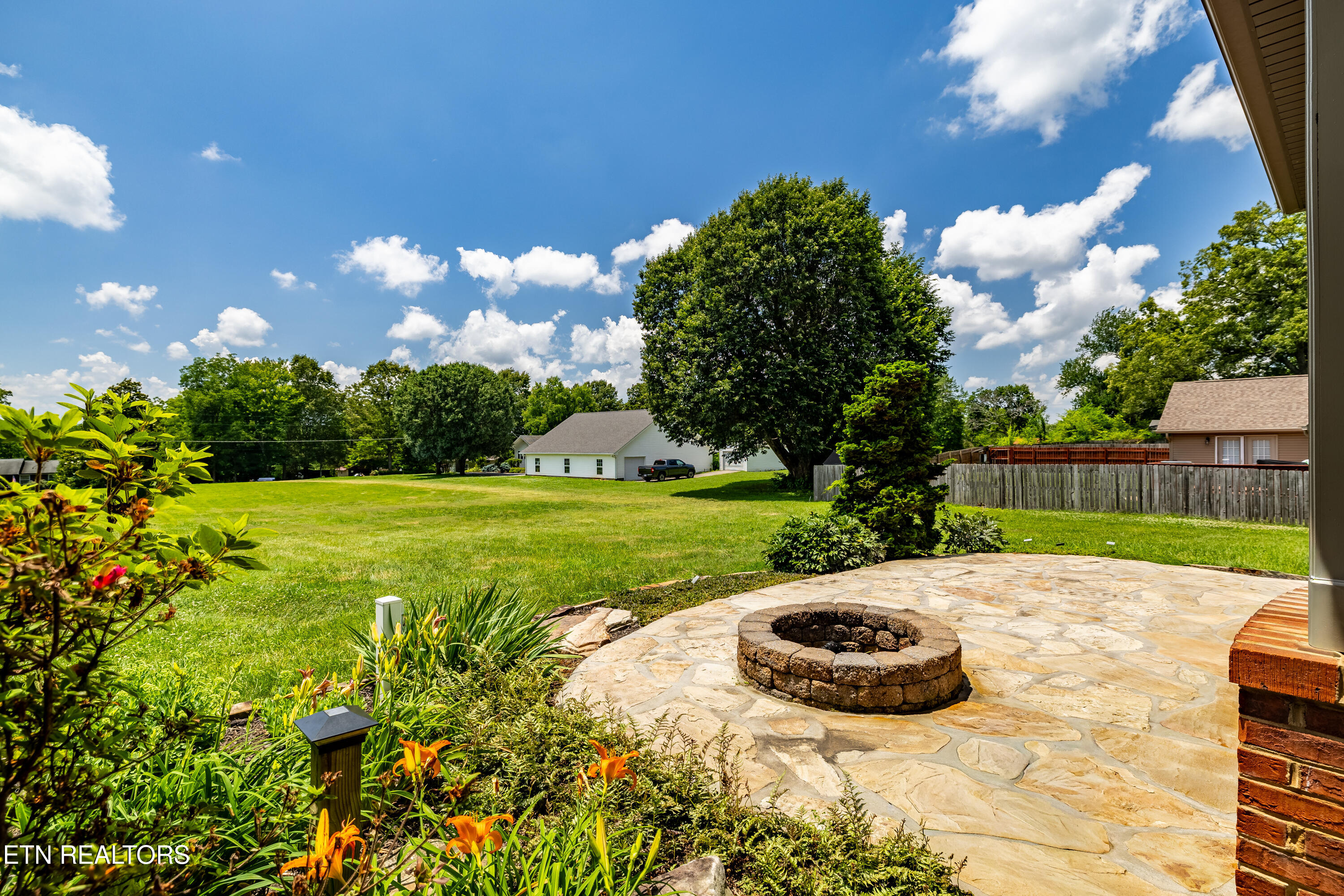 227 Pinecrest Circle Maryville TN 37803