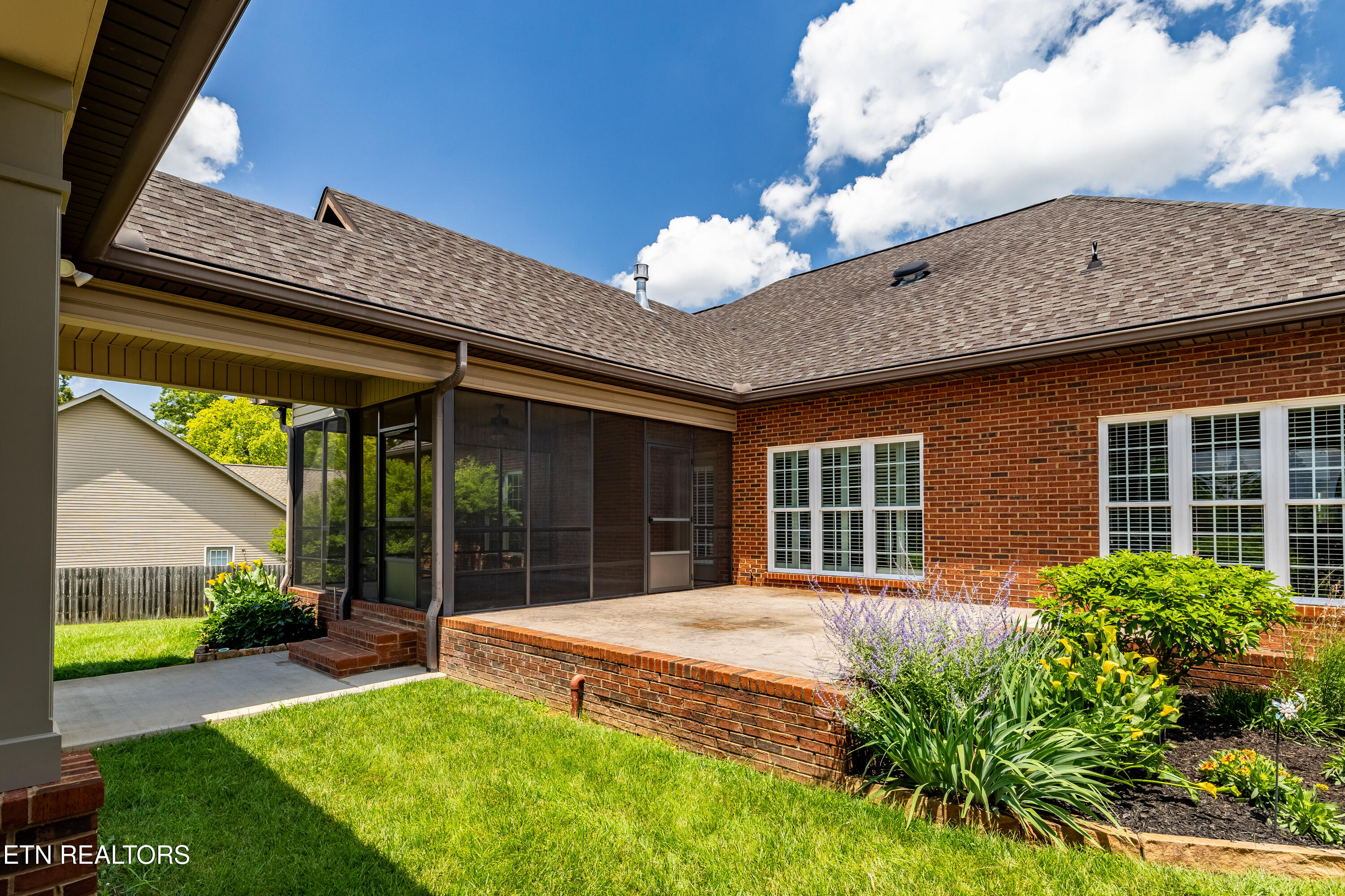 227 Pinecrest Circle Maryville TN 37803