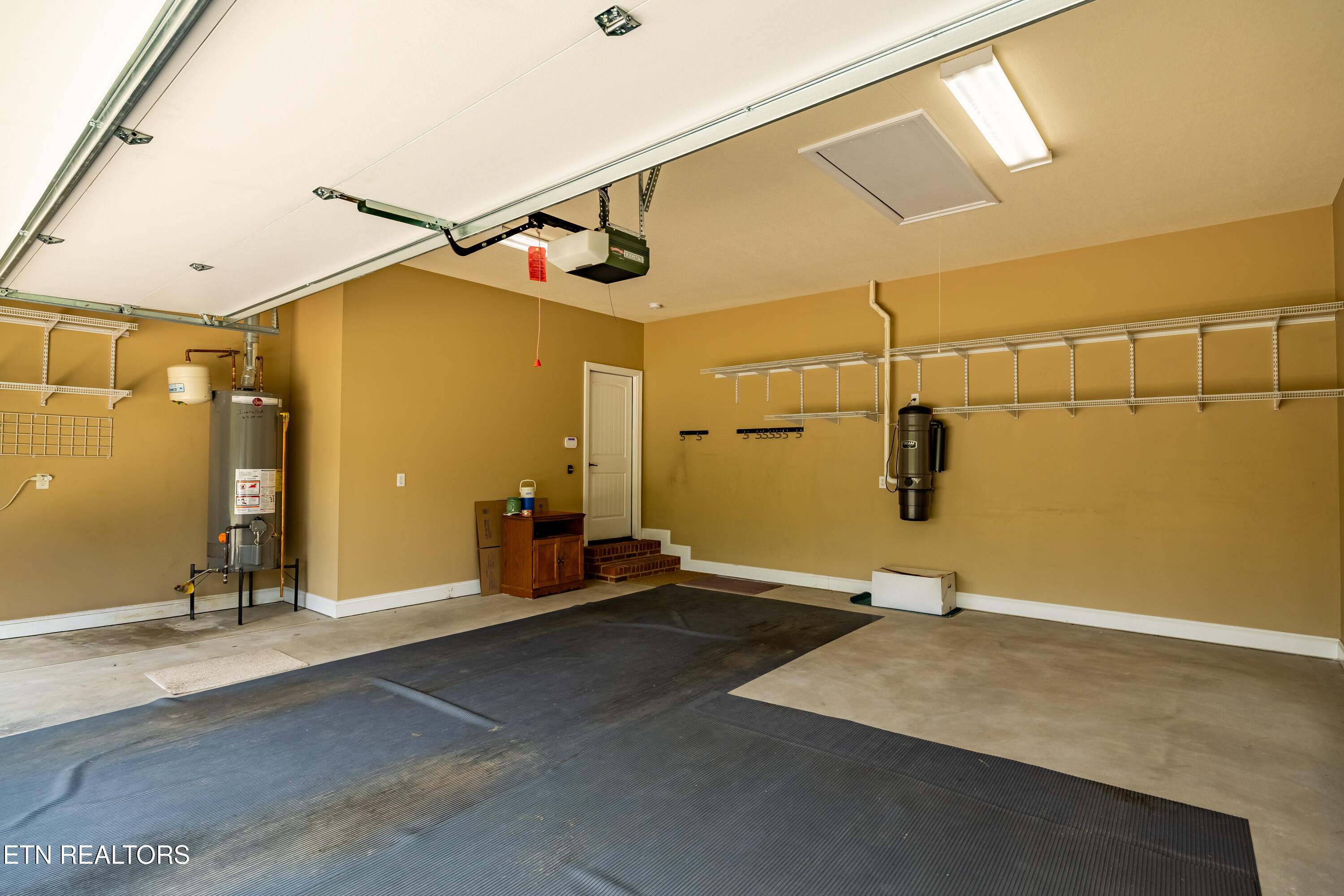 227 Pinecrest Circle Maryville TN 37803