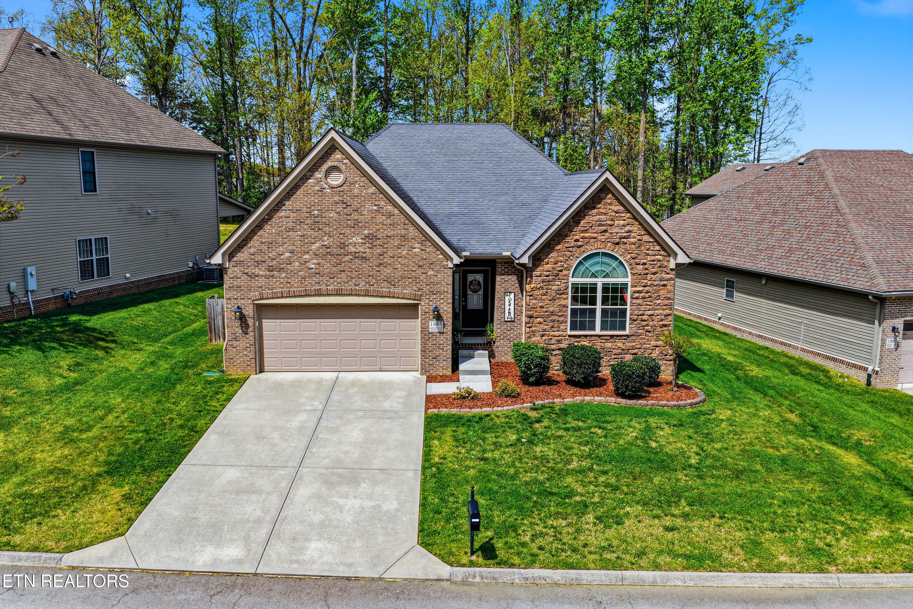 1865 Hidden Deer Lane Knoxville TN 37922
