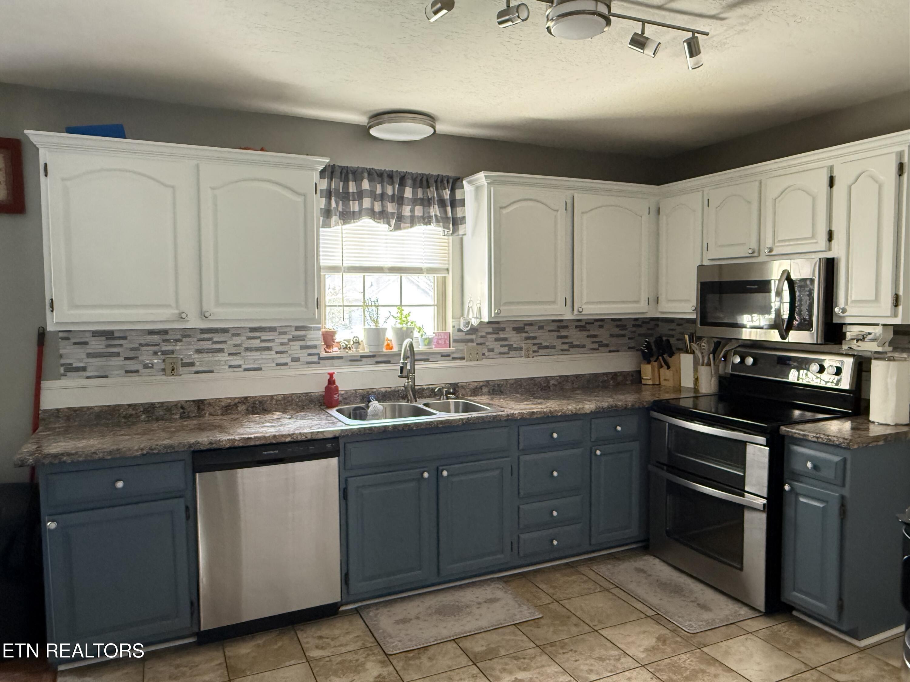4525 Majestic Magnolia Lane Morristown TN 37814